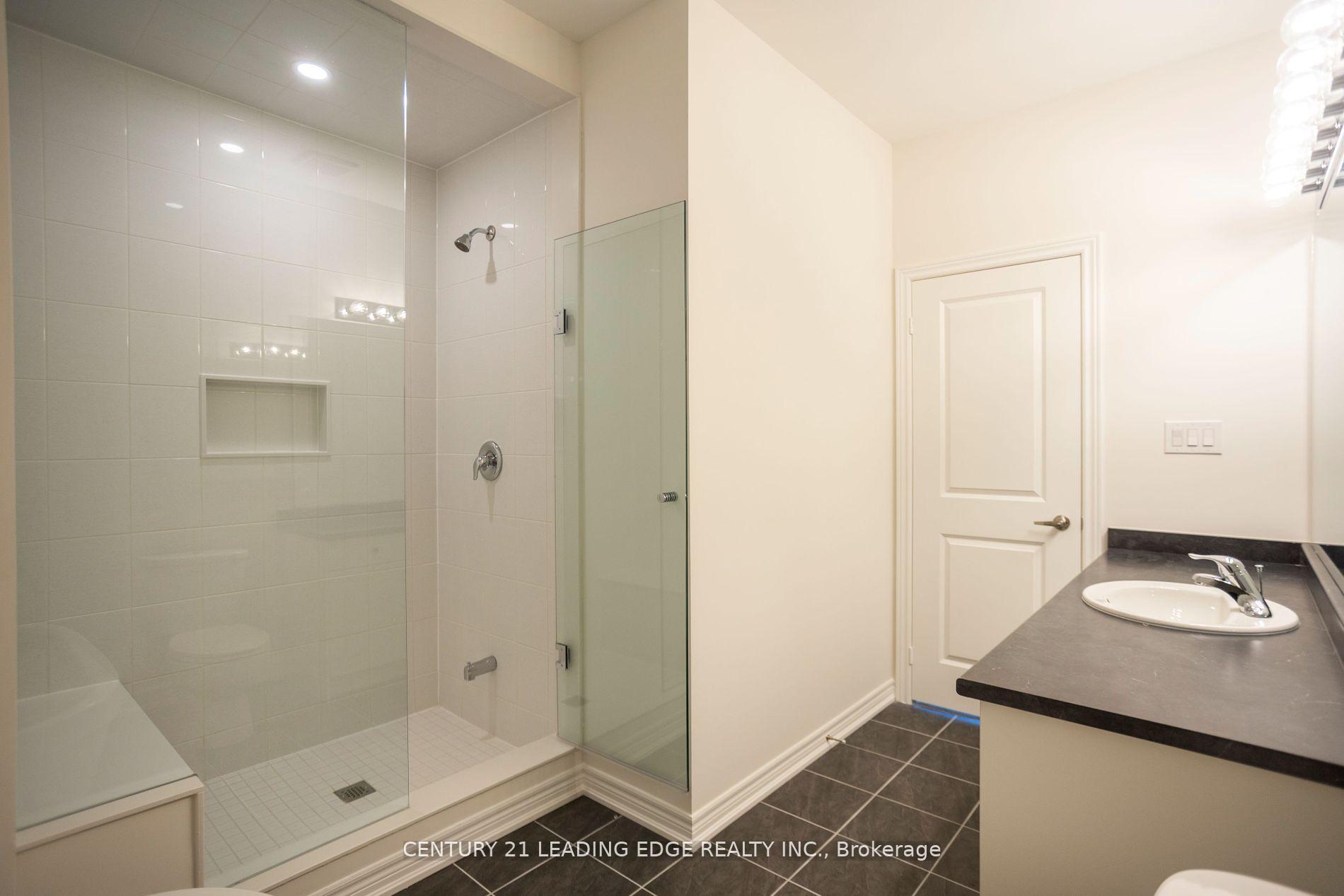 Photo 22 of 82 Hartington Street, Vaughan, Kleinburg — HOMEH