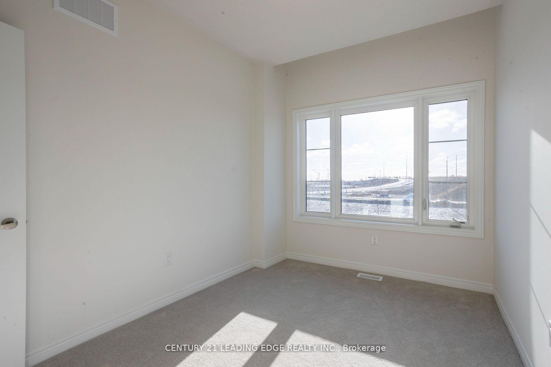 Photo 33 of 82 Hartington Street, Vaughan, Kleinburg — HOMEH