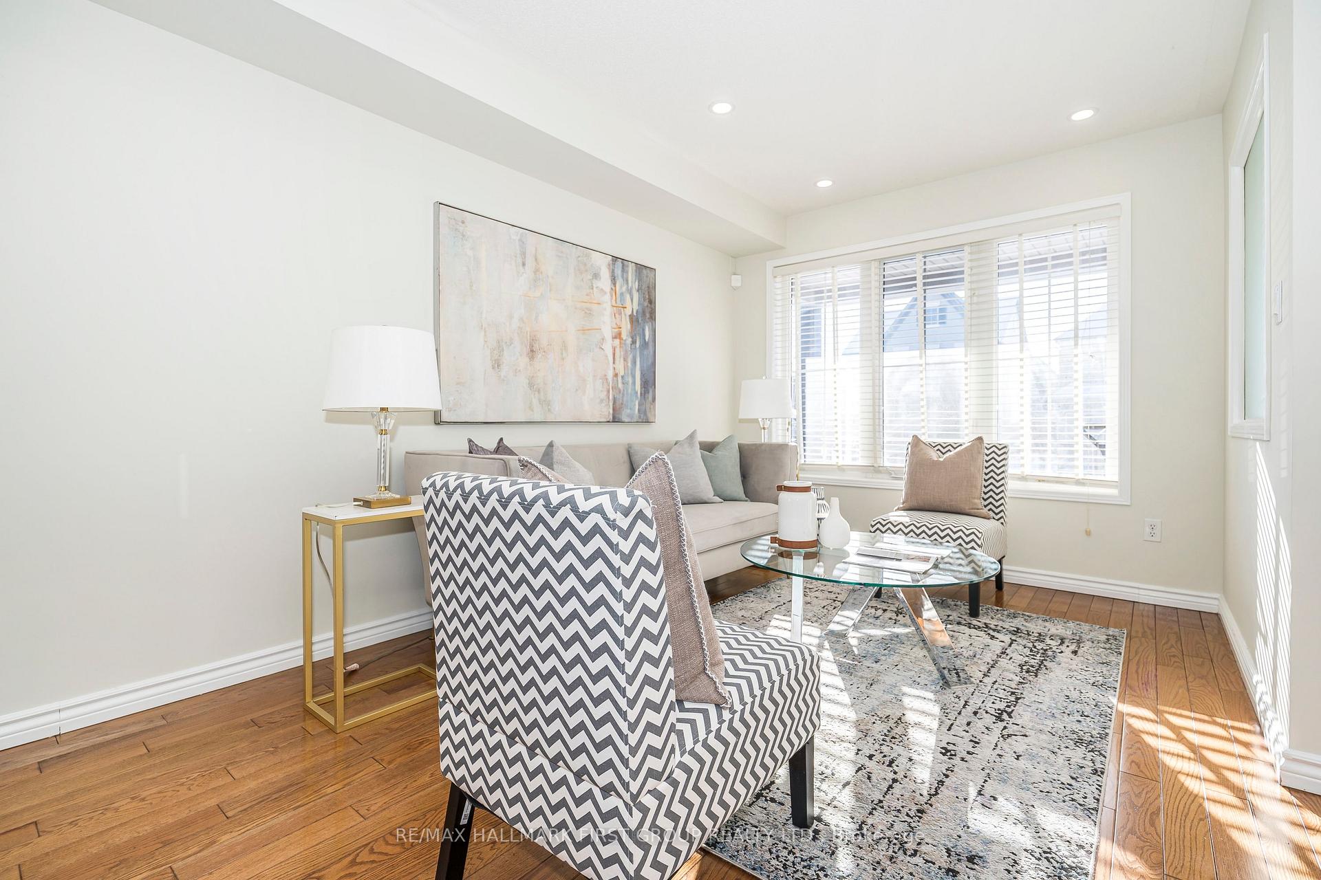 Photo 7 of 46 McNicol Crescent, Ajax, Northeast Ajax — HOMEH