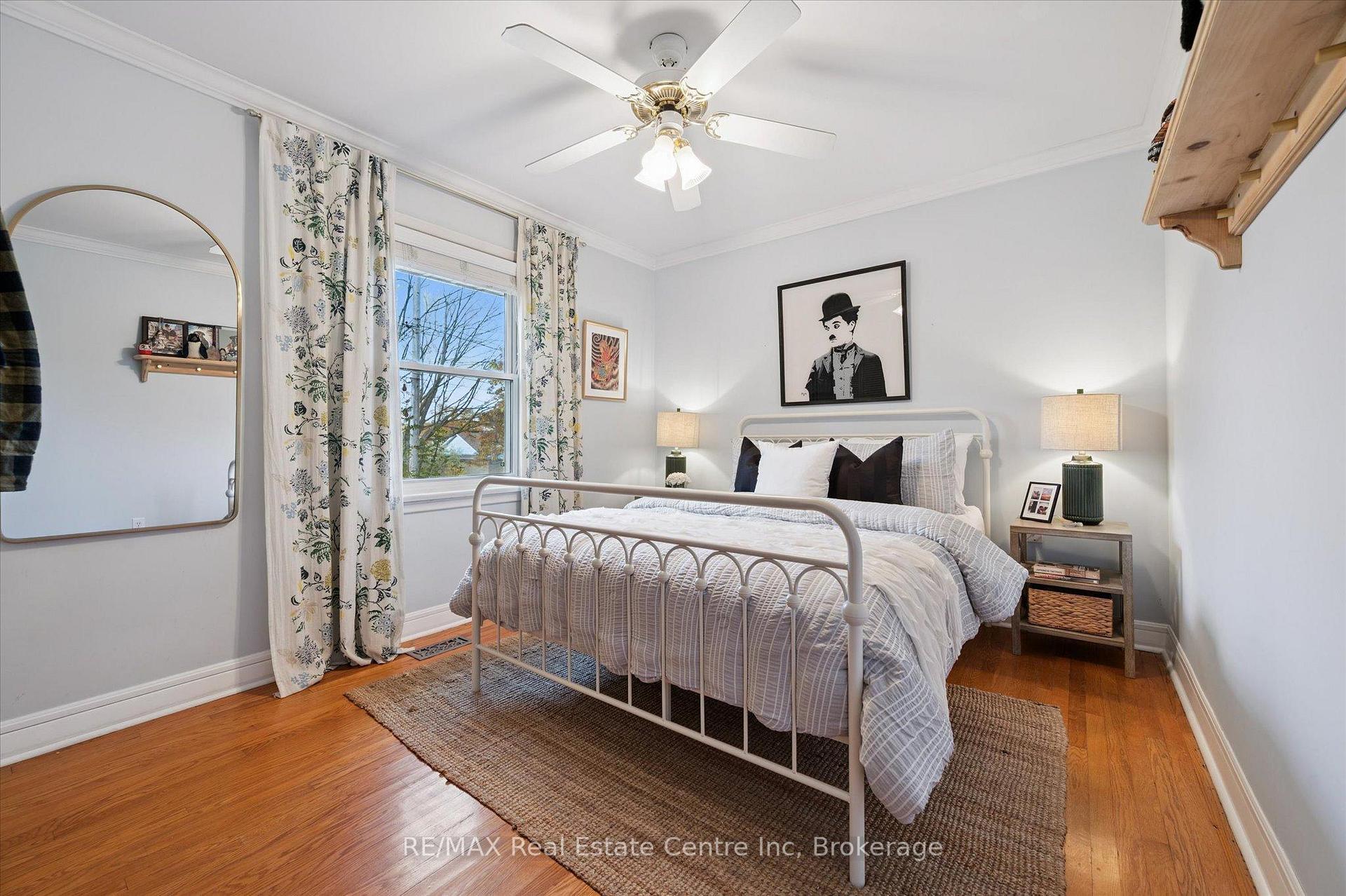 Photo 11 of 19 Cadillac Drive, Guelph, St. George's — HOMEH