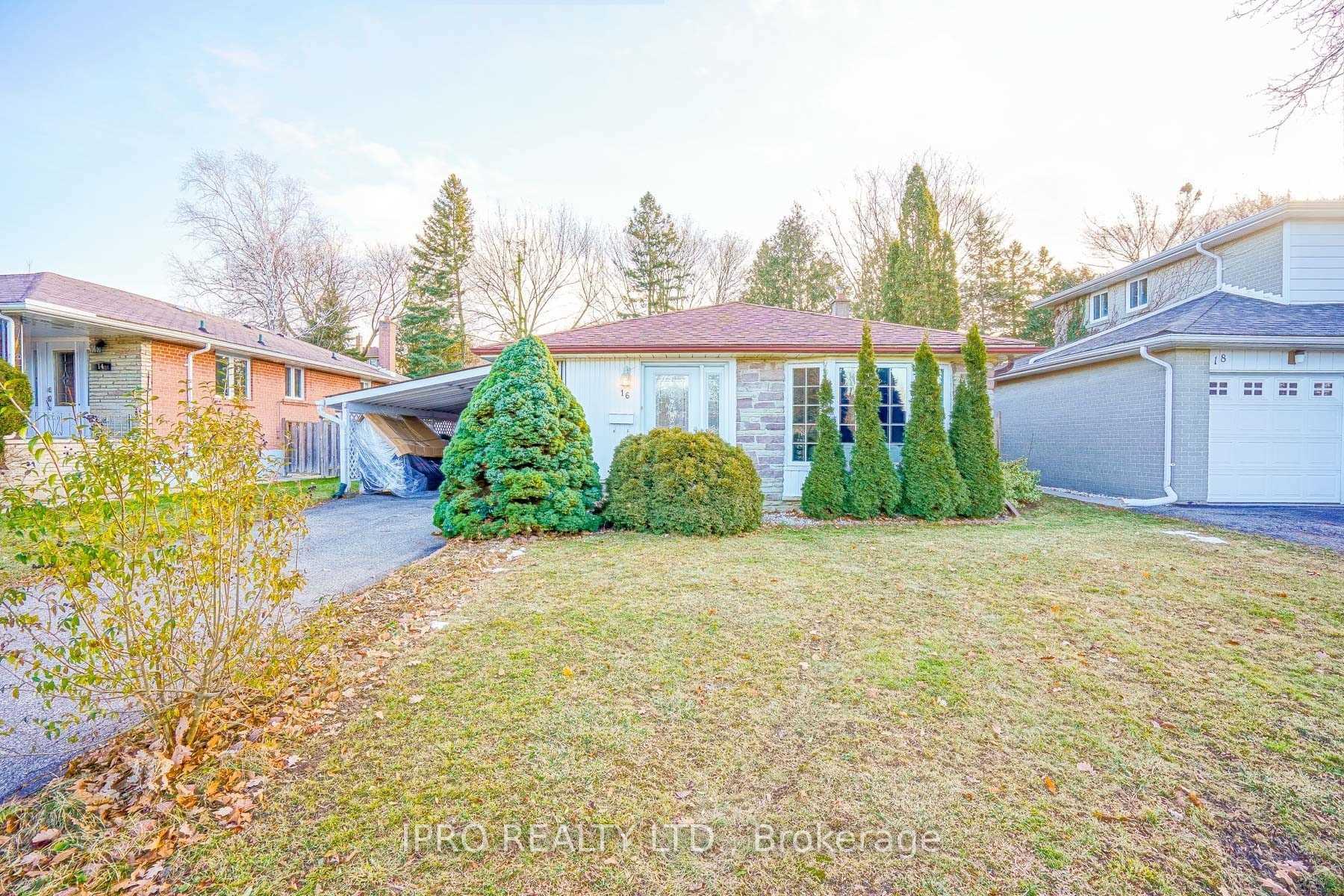 Front of 16 Cresthaven Drive