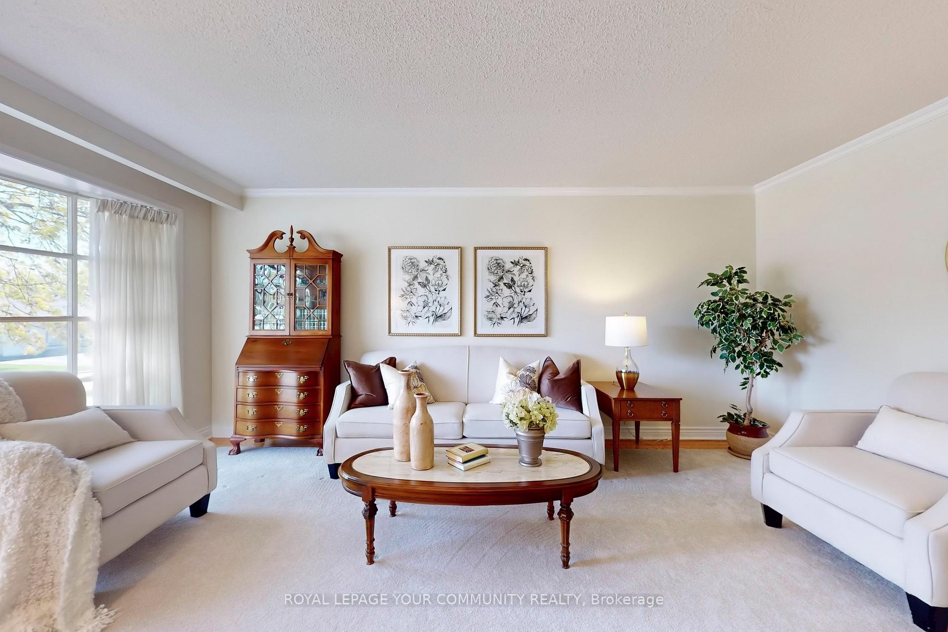 Photo 2 of 53 Shady Lane Crescent, Markham, Royal Orchard — HOMEH