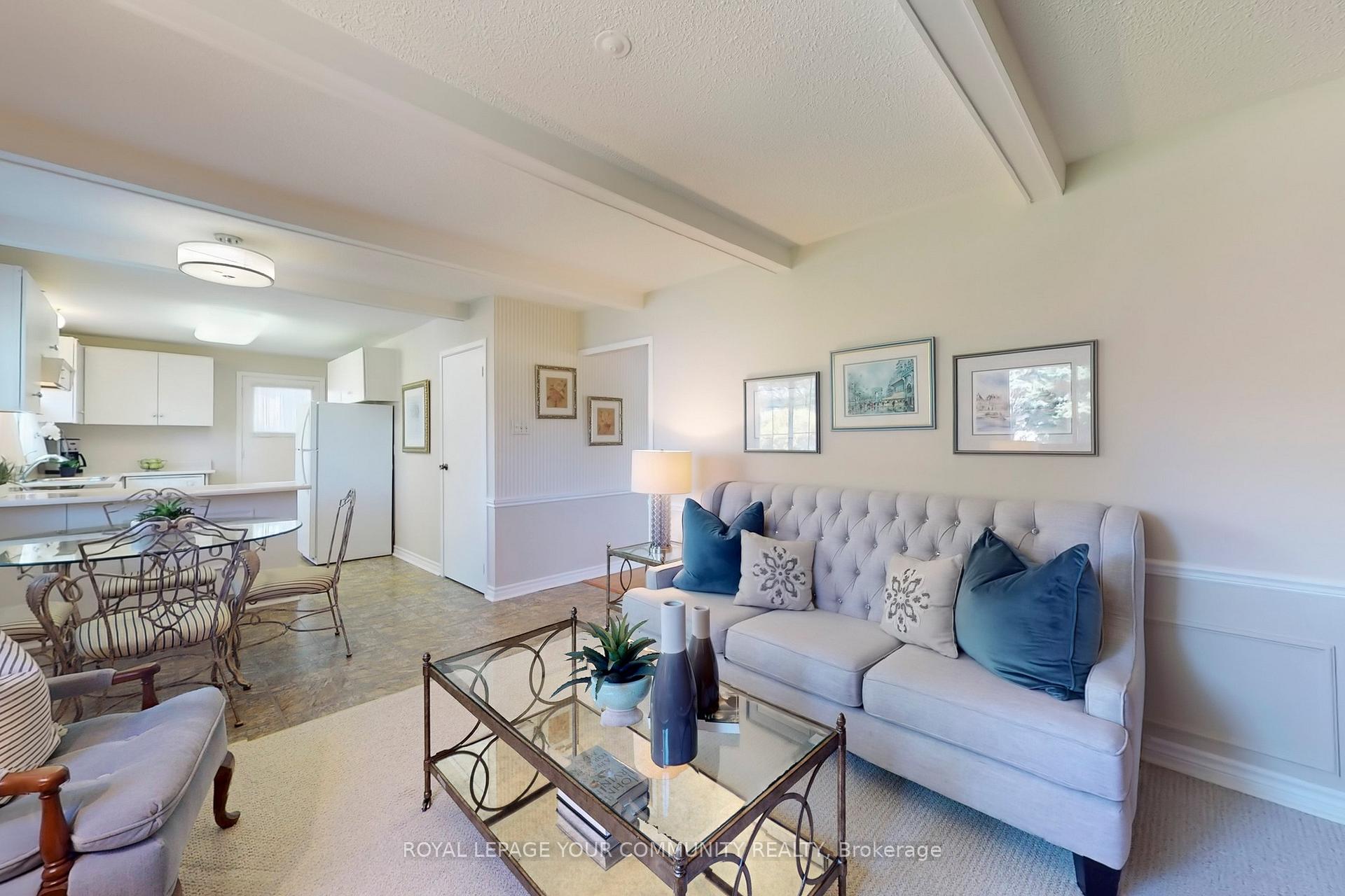 Photo 12 of 53 Shady Lane Crescent, Markham, Royal Orchard — HOMEH
