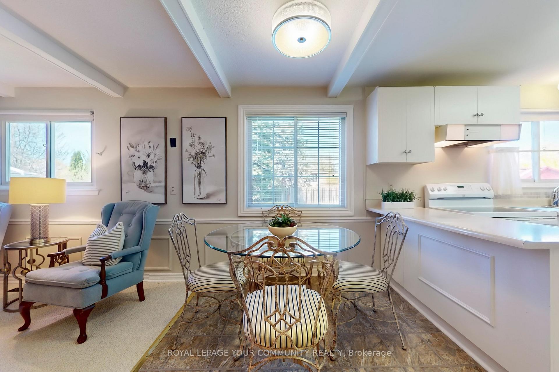 Photo 5 of 53 Shady Lane Crescent, Markham, Royal Orchard — HOMEH