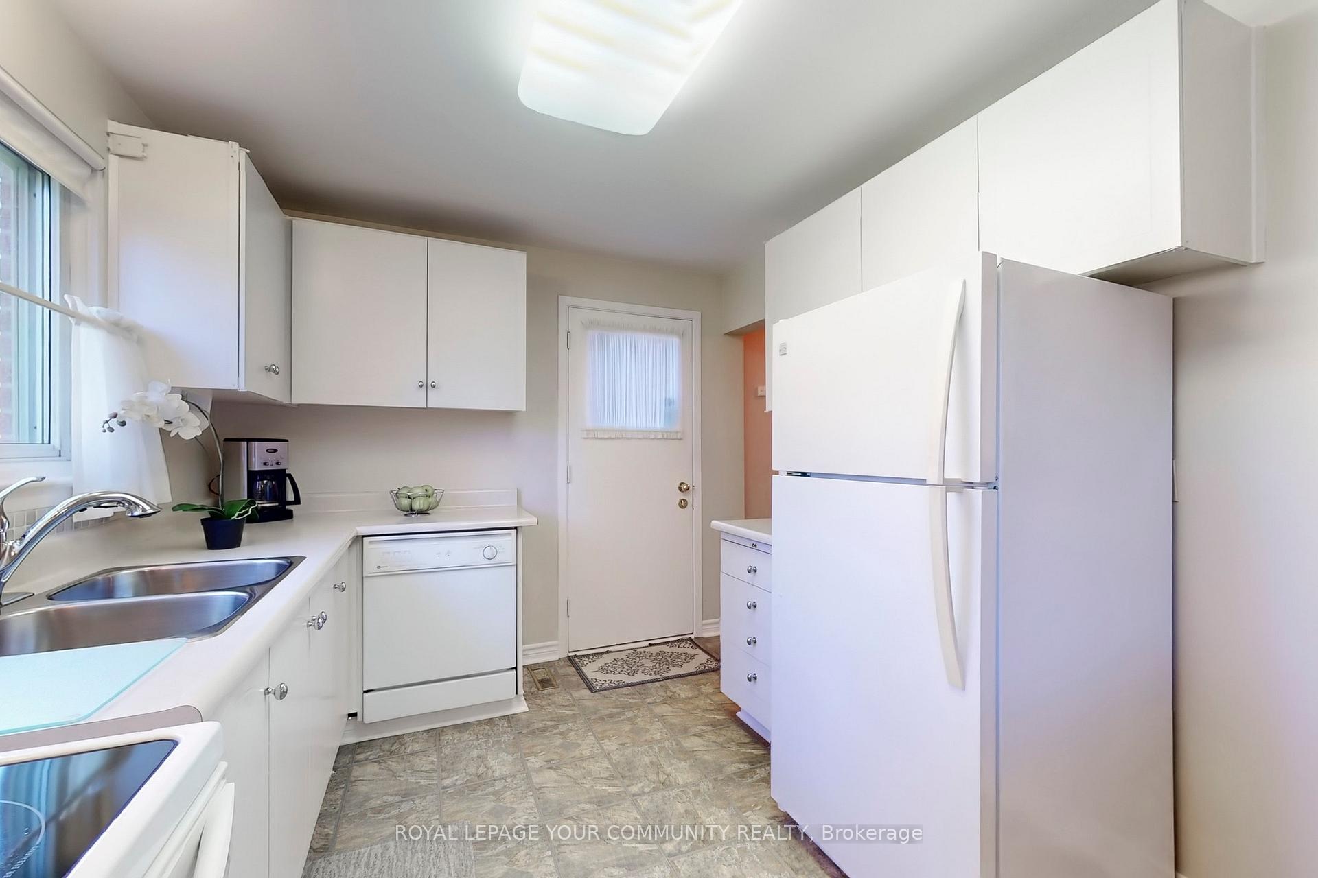 Photo 15 of 53 Shady Lane Crescent, Markham, Royal Orchard — HOMEH