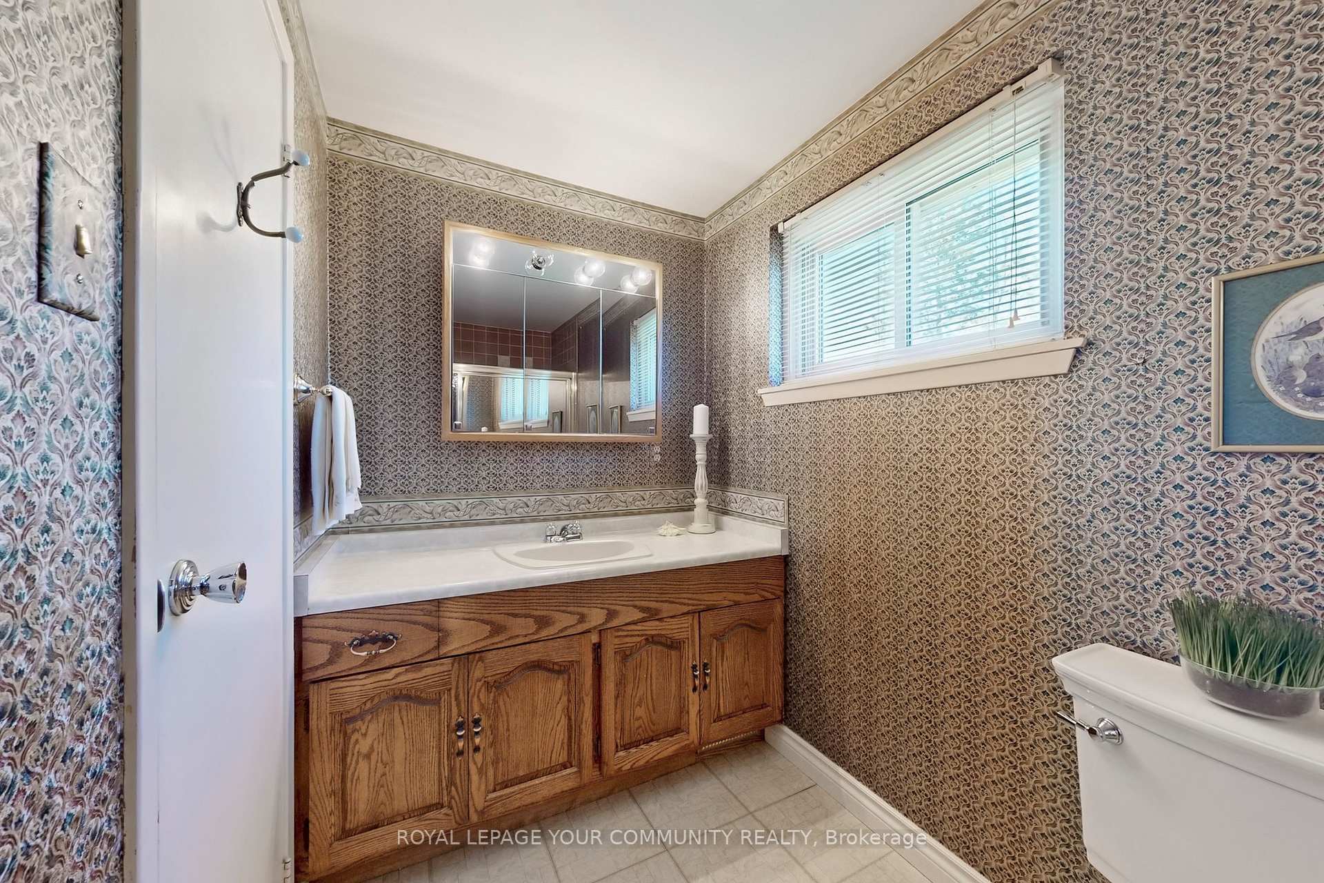 Photo 30 of 53 Shady Lane Crescent, Markham, Royal Orchard — HOMEH