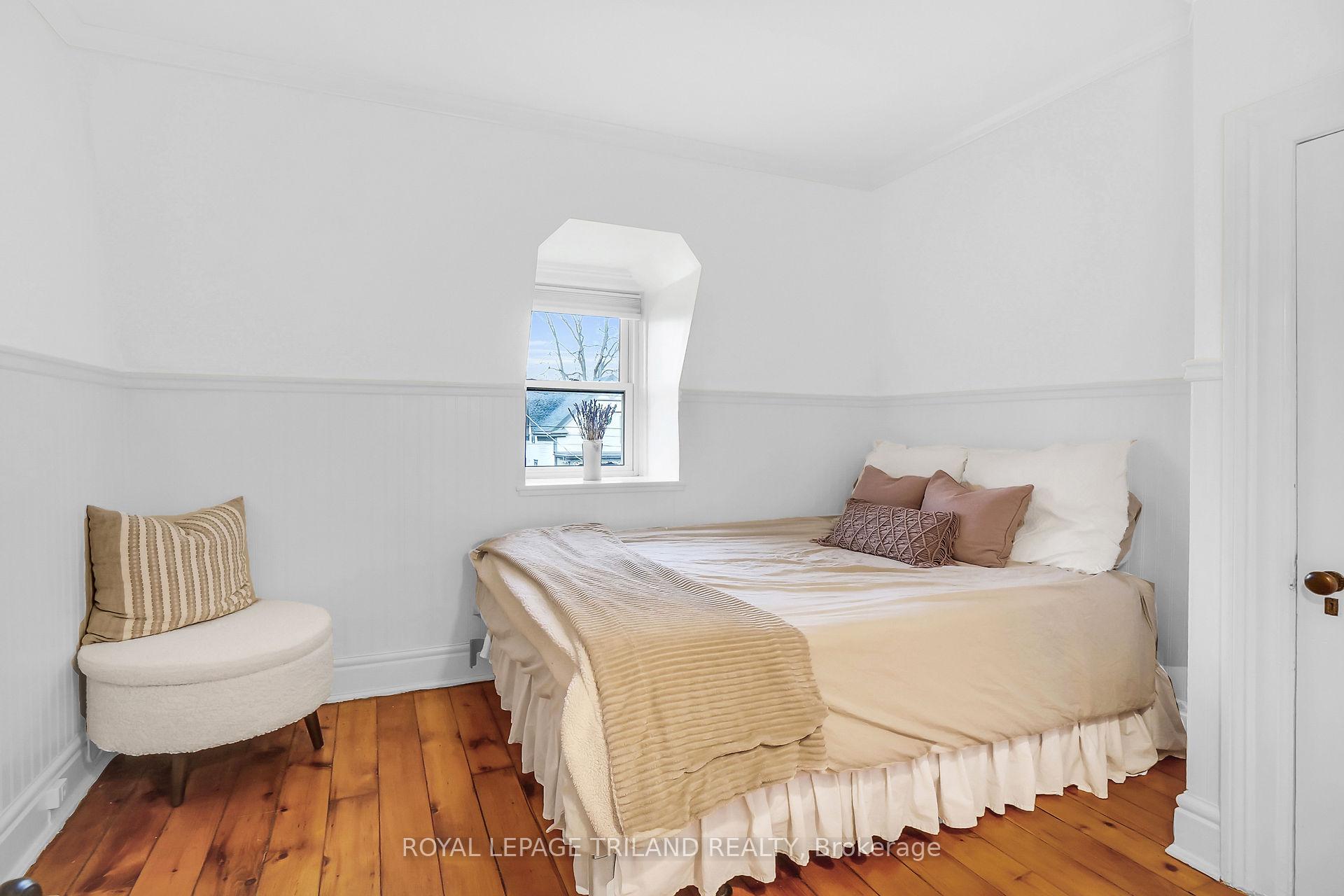 Photo 15 of 16 Edward Street, London, South F — HOMEH