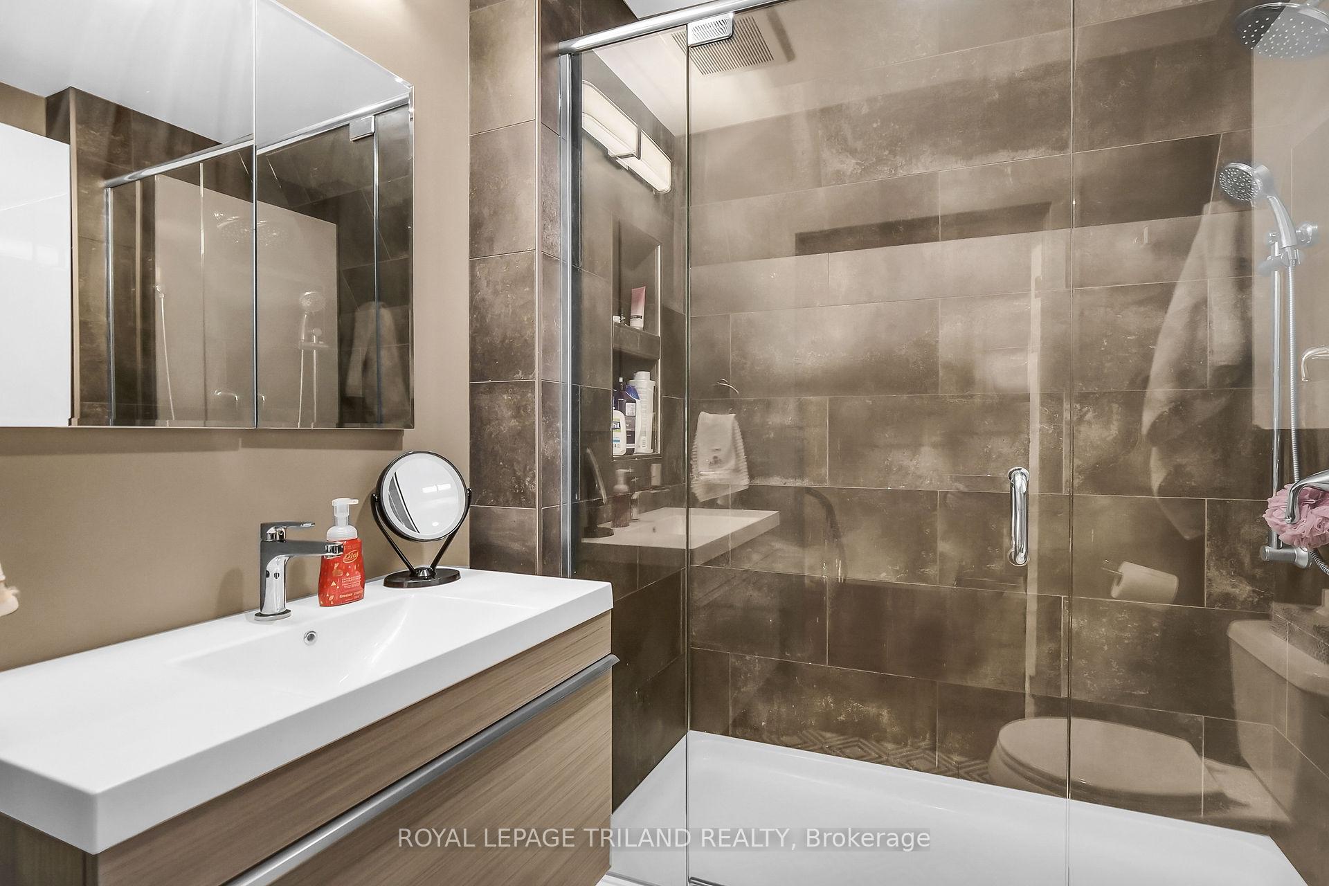Photo 6 of 16 Edward Street, London, South F — HOMEH