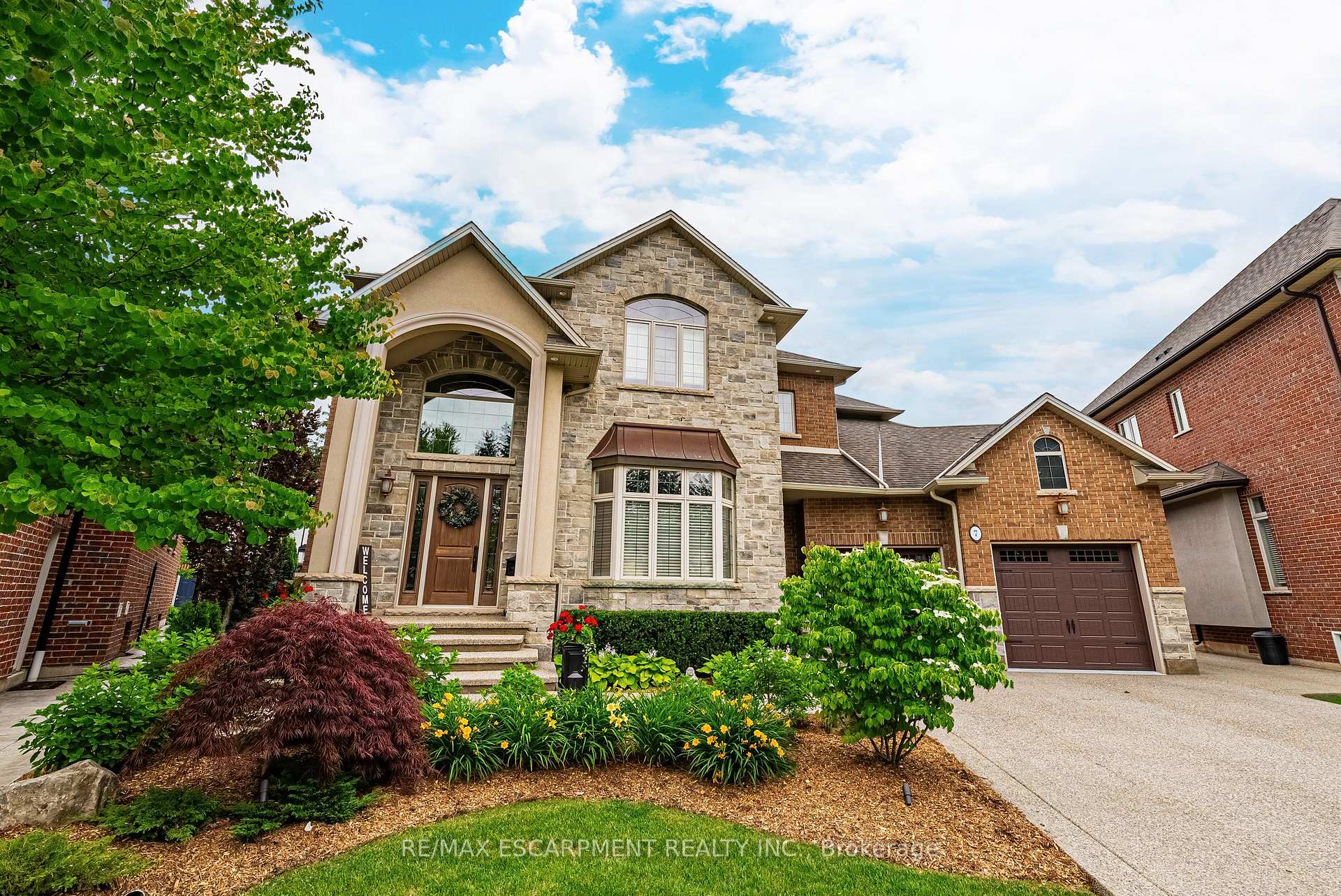 Photo 15 of 7 Gregorio Court, Hamilton, Ancaster — HOMEH