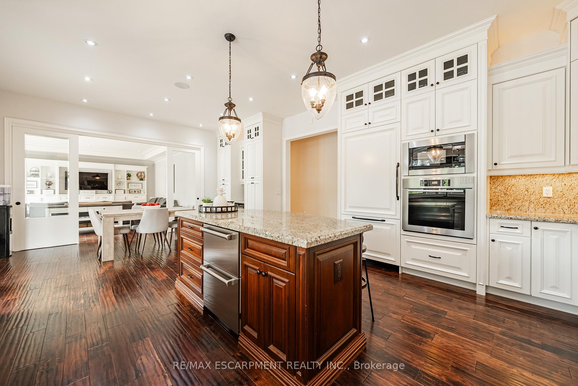 Photo 13 of 7 Gregorio Court, Hamilton, Ancaster — HOMEH