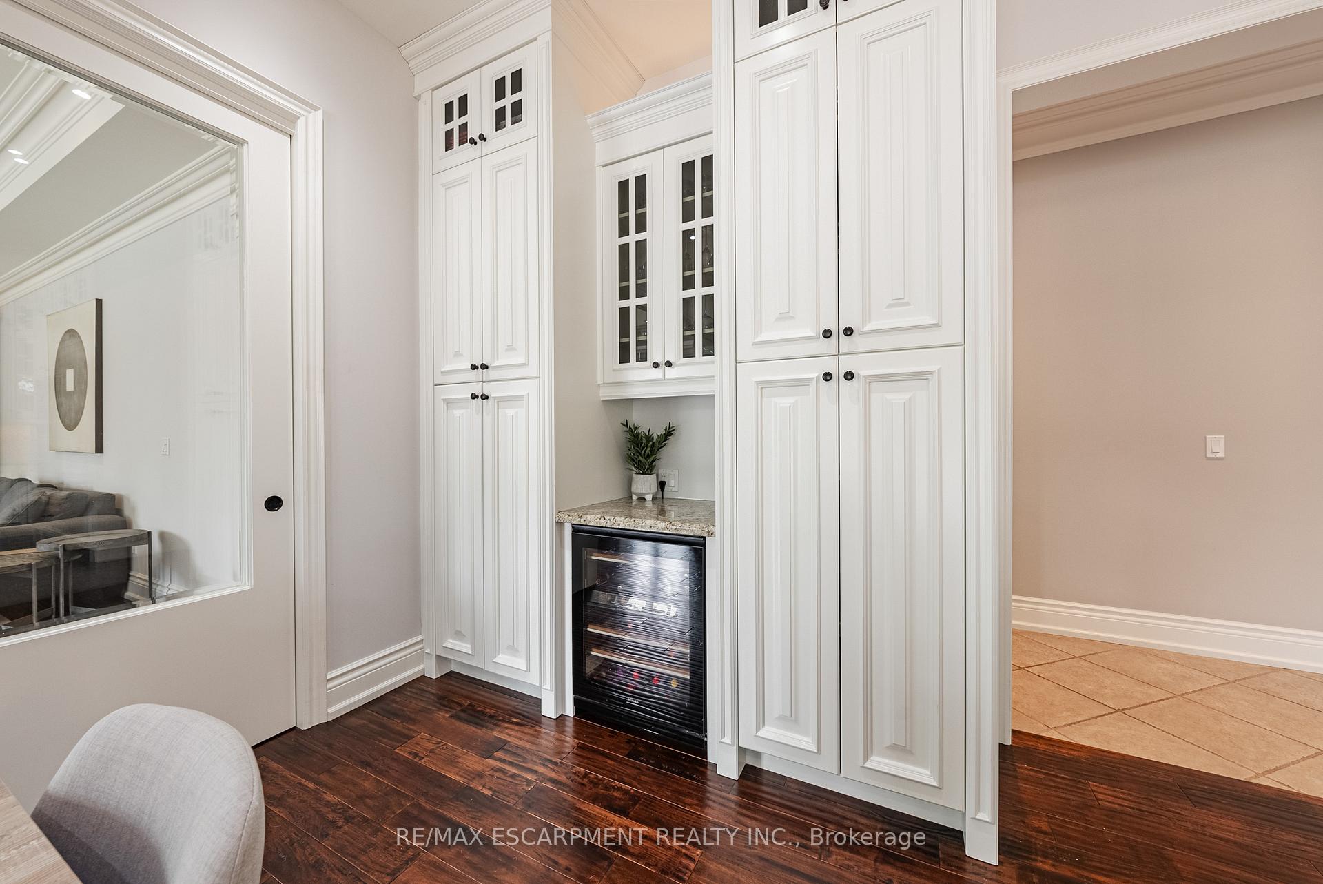 Photo 10 of 7 Gregorio Court, Hamilton, Ancaster — HOMEH