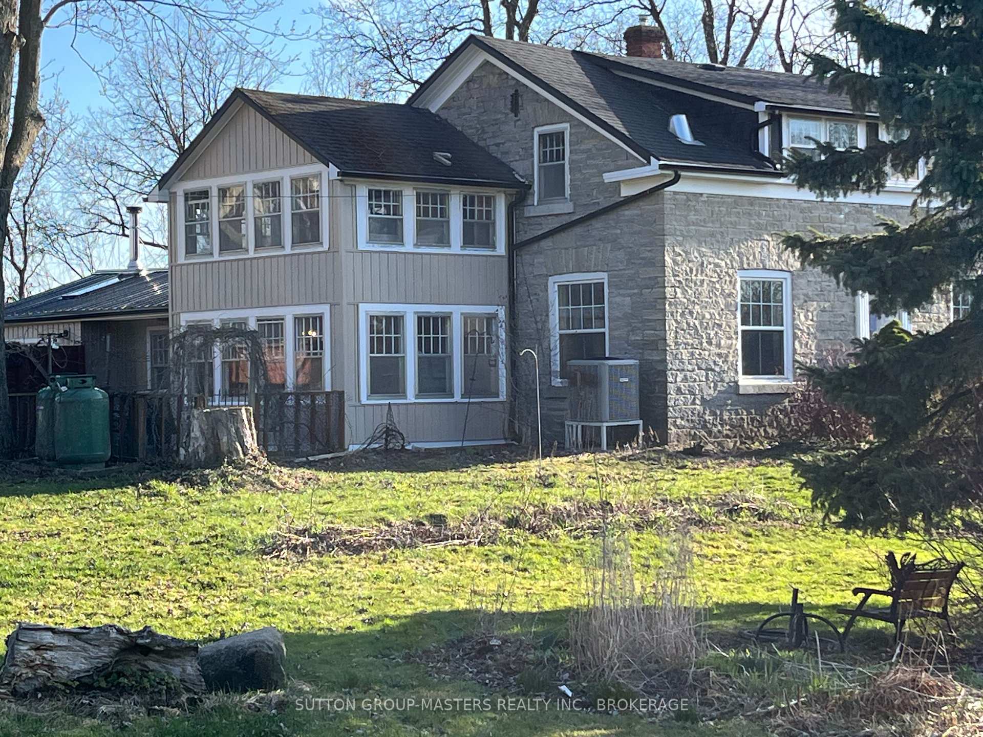 Photo 3 of 3095 Sydenham Road, Frontenac, Frontenac South — HOMEH