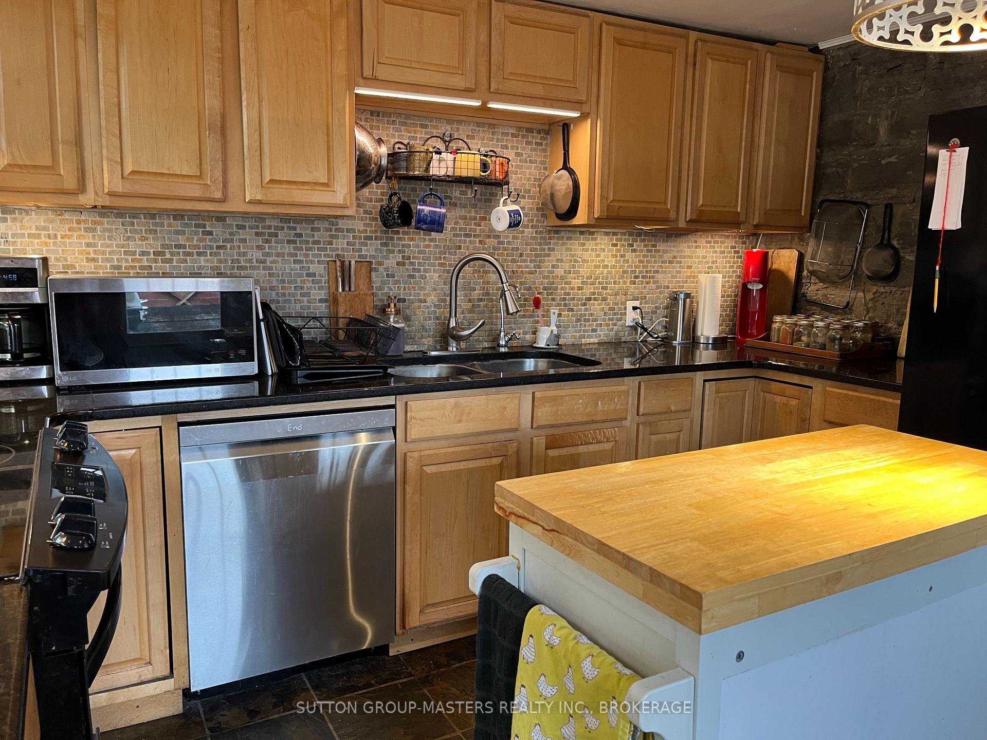 Photo 11 of 3095 Sydenham Road, Frontenac, Frontenac South — HOMEH
