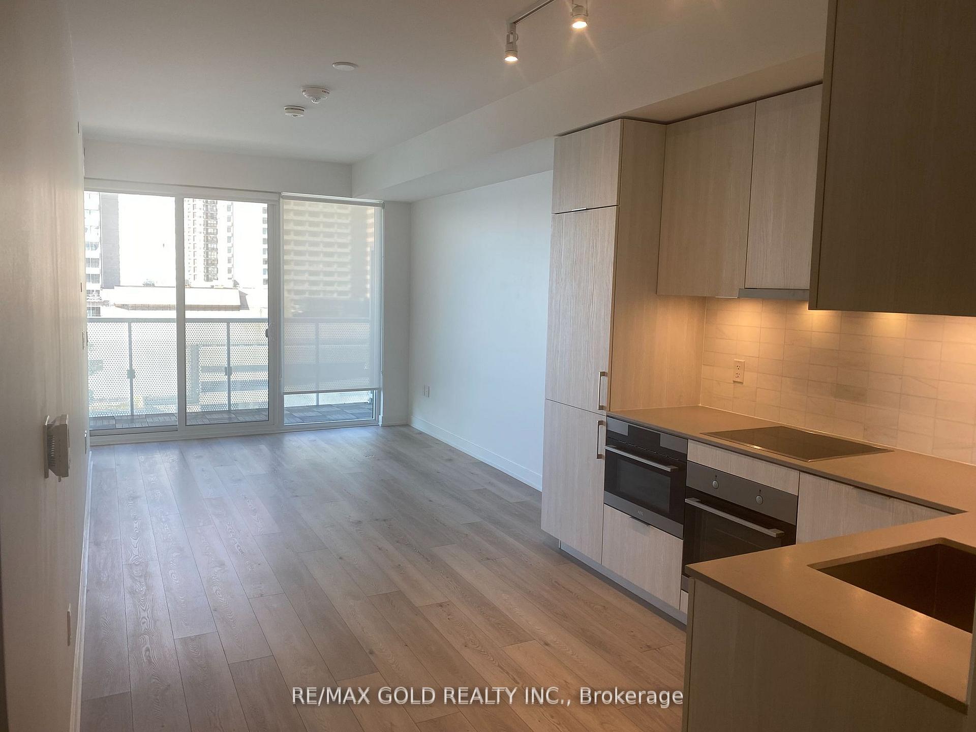 Photo 14 of Unit 812, 15 Queens Quay E, Toronto, Waterfront Communities — HOMEH