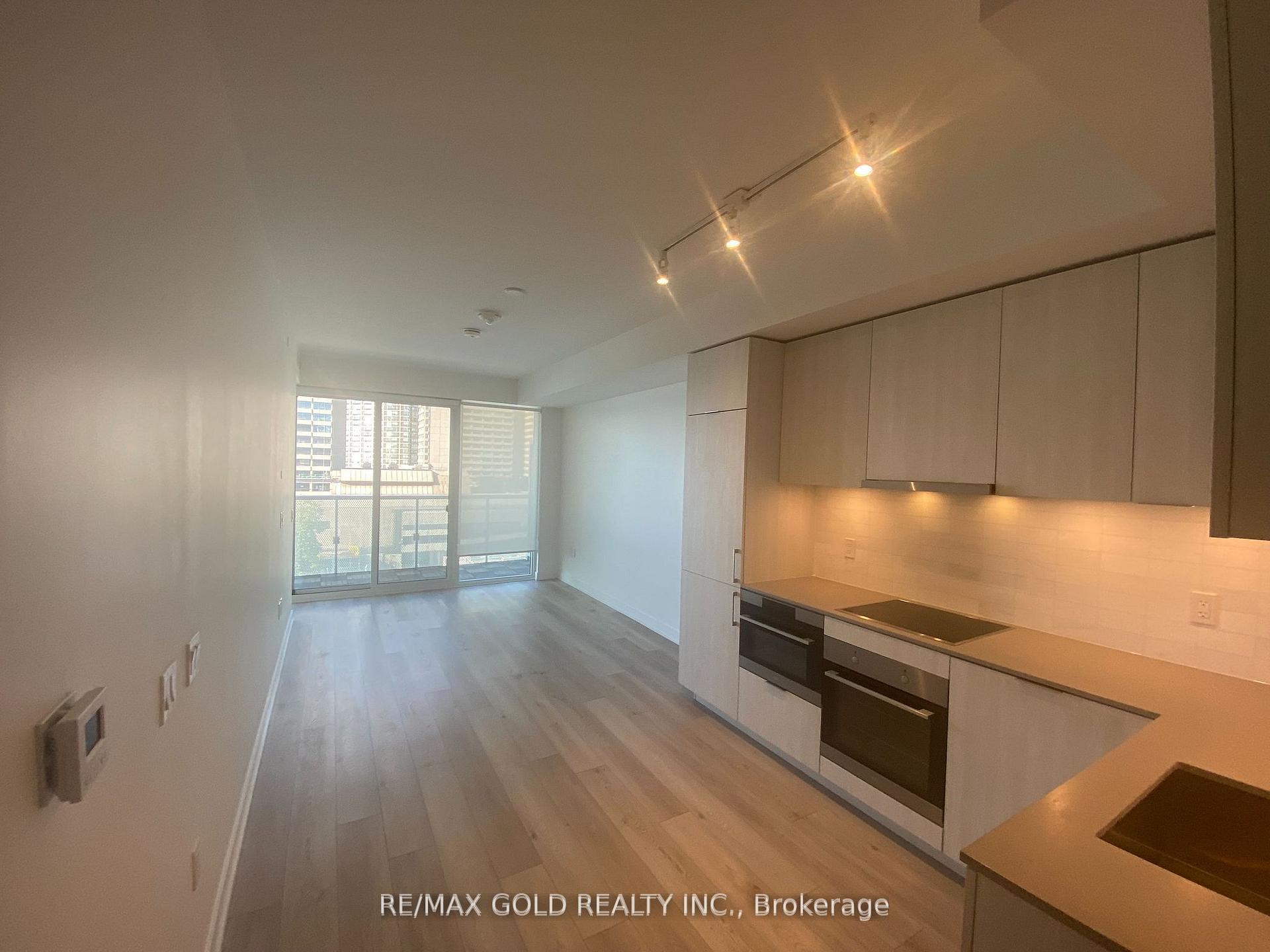 Photo 22 of Unit 812, 15 Queens Quay E, Toronto, Waterfront Communities — HOMEH