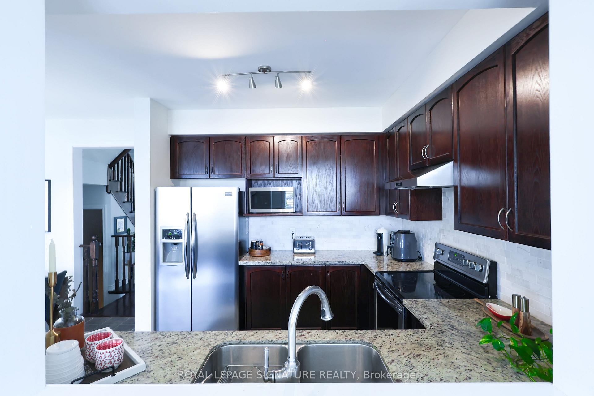 Photo 18 of 5 Sedgewick Place, Vaughan, Vellore Village — HOMEH