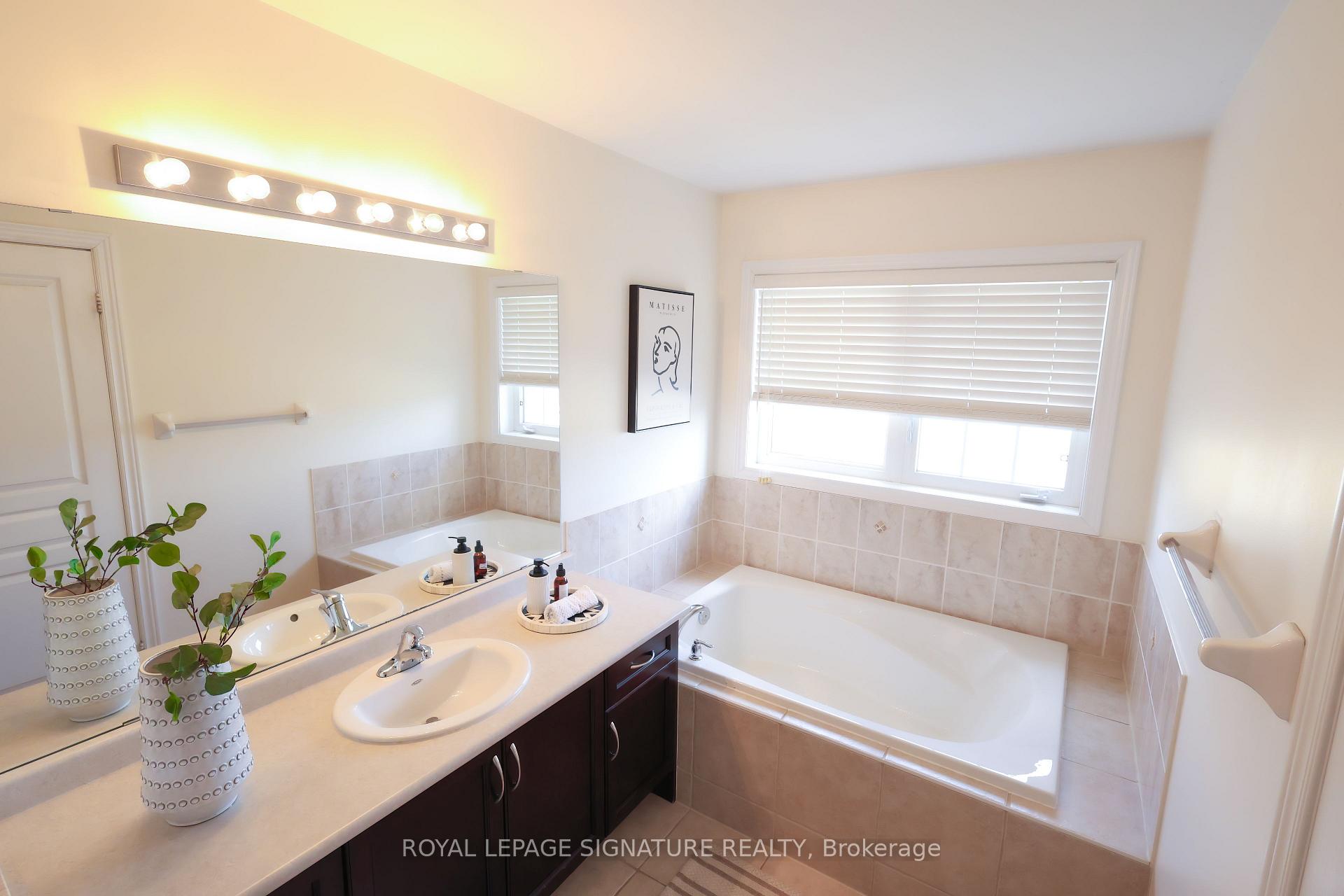 Photo 9 of 5 Sedgewick Place, Vaughan, Vellore Village — HOMEH