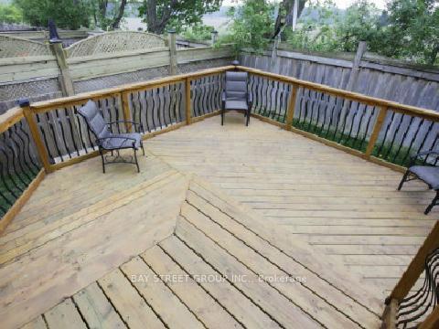 Photo 2 of 135 Queen Filomena Avenue, Vaughan, Patterson — HOMEH
