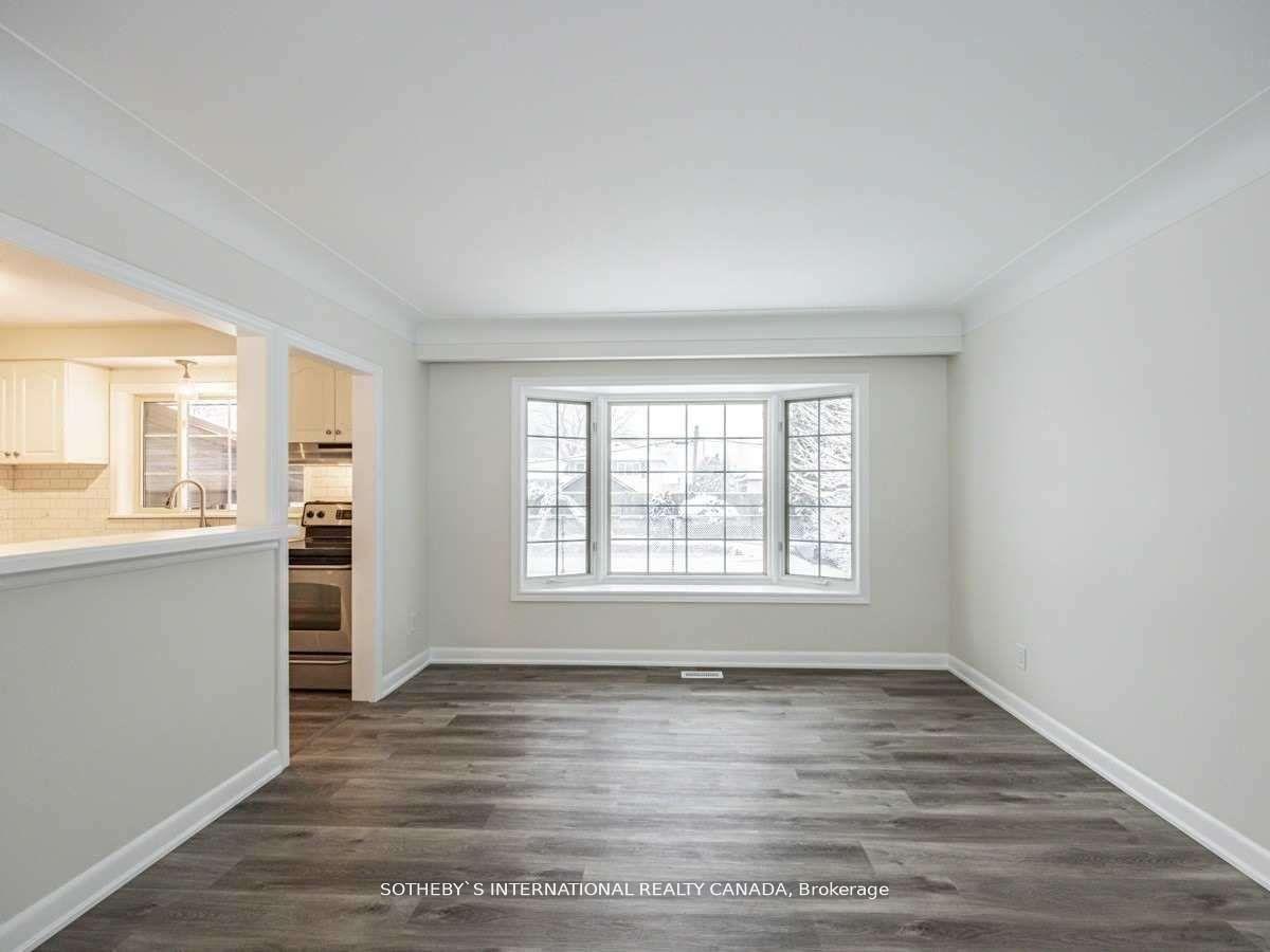 Photo 6 of Unit Upper, 1063 Bedford Avenue, Burlington, LaSalle — HOMEH