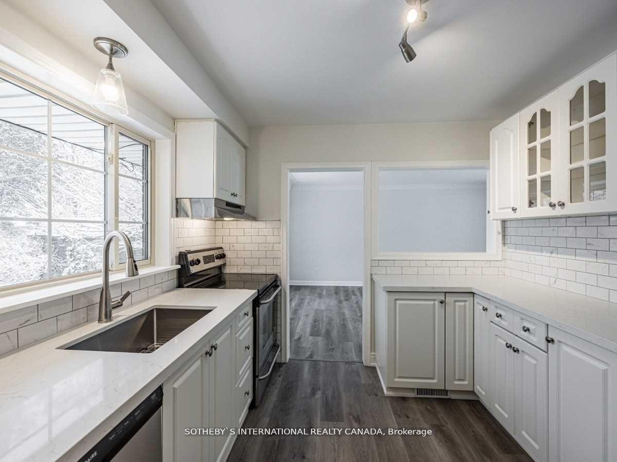 Photo 9 of Unit Upper, 1063 Bedford Avenue, Burlington, LaSalle — HOMEH
