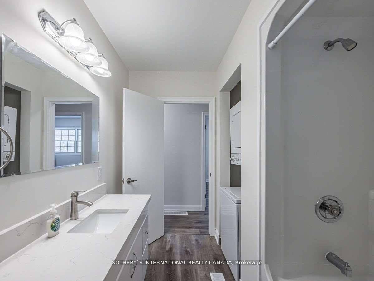 Photo 13 of Unit Upper, 1063 Bedford Avenue, Burlington, LaSalle — HOMEH