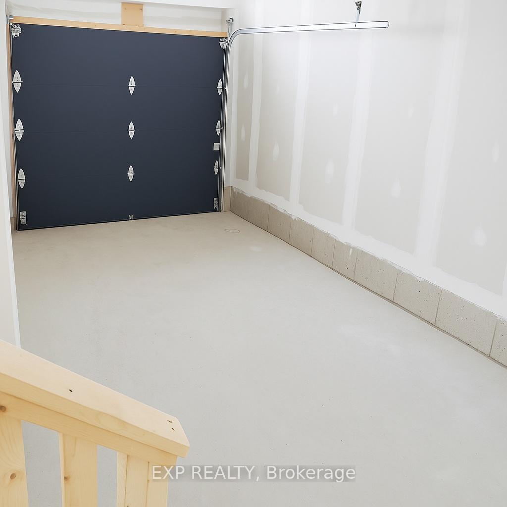Photo 21 of 25 Pony Way, Kitchener — HOMEH