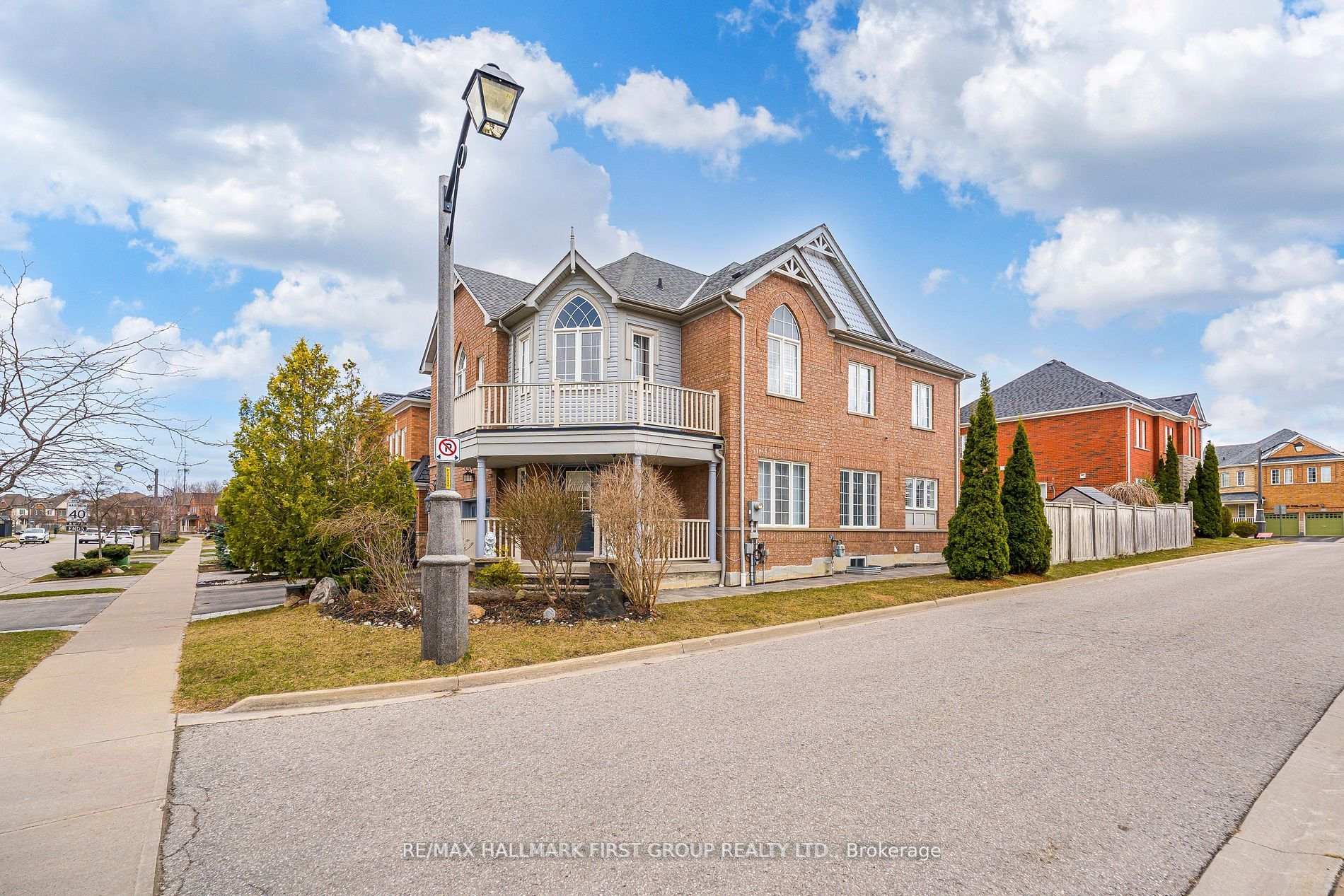Photo 29 of 49 Thackery Drive, Ajax, Northeast Ajax — HOMEH