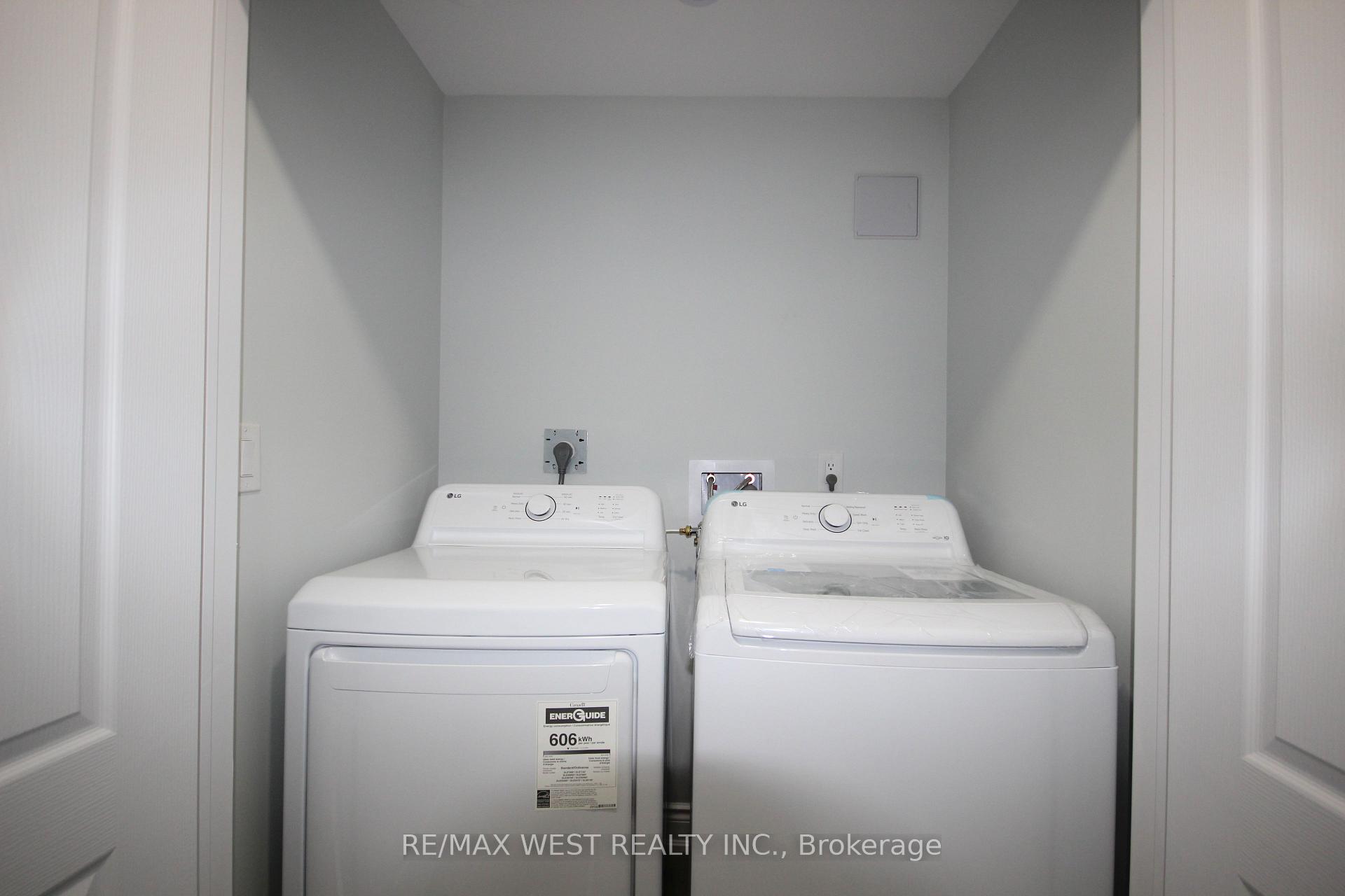 Photo 12 of Unit Bsmt, 152 Queensway, Barrie, Innis-Shore — HOMEH