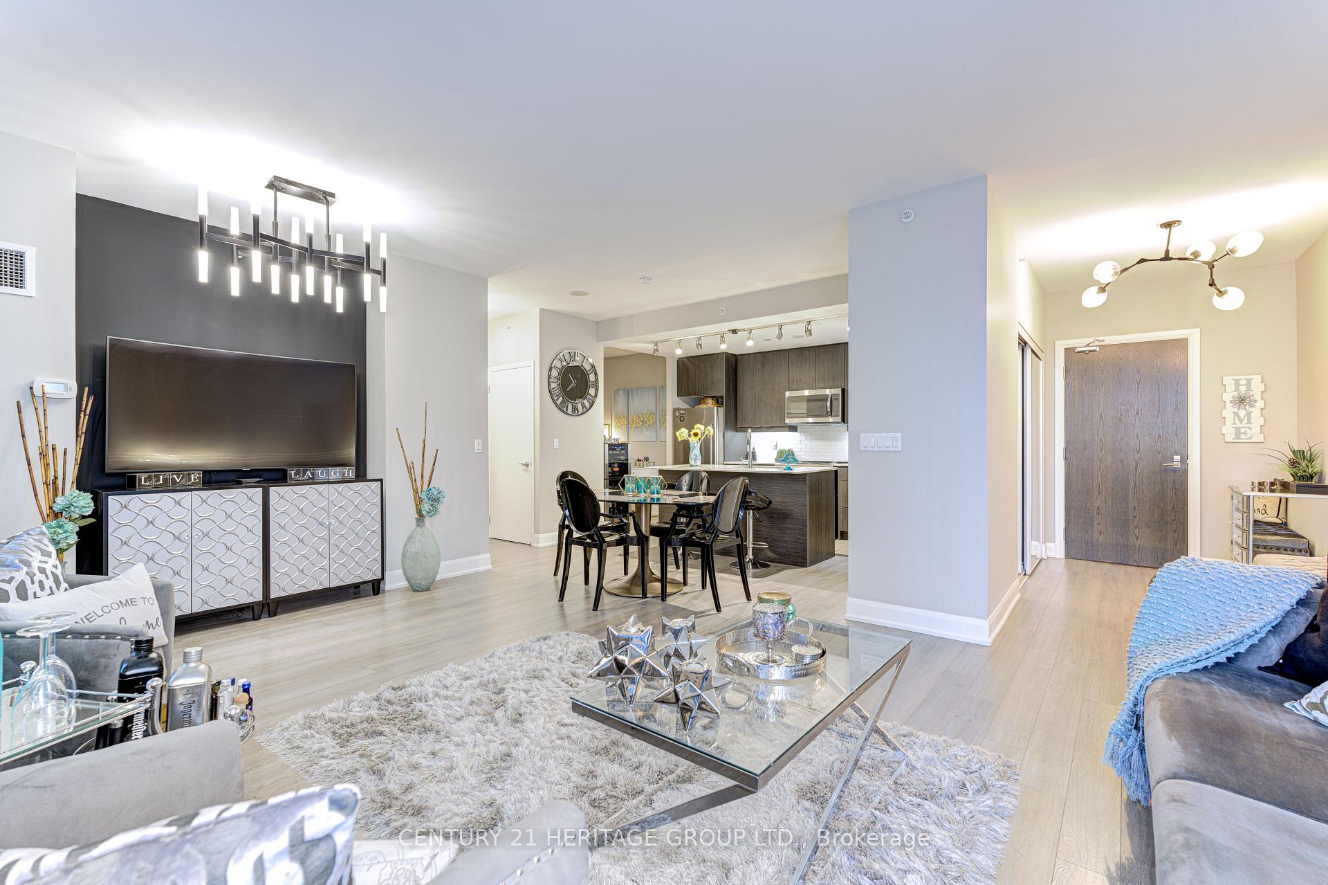 Photo 5 of Unit 313, 2910 Highway 7, Vaughan, Concord — HOMEH