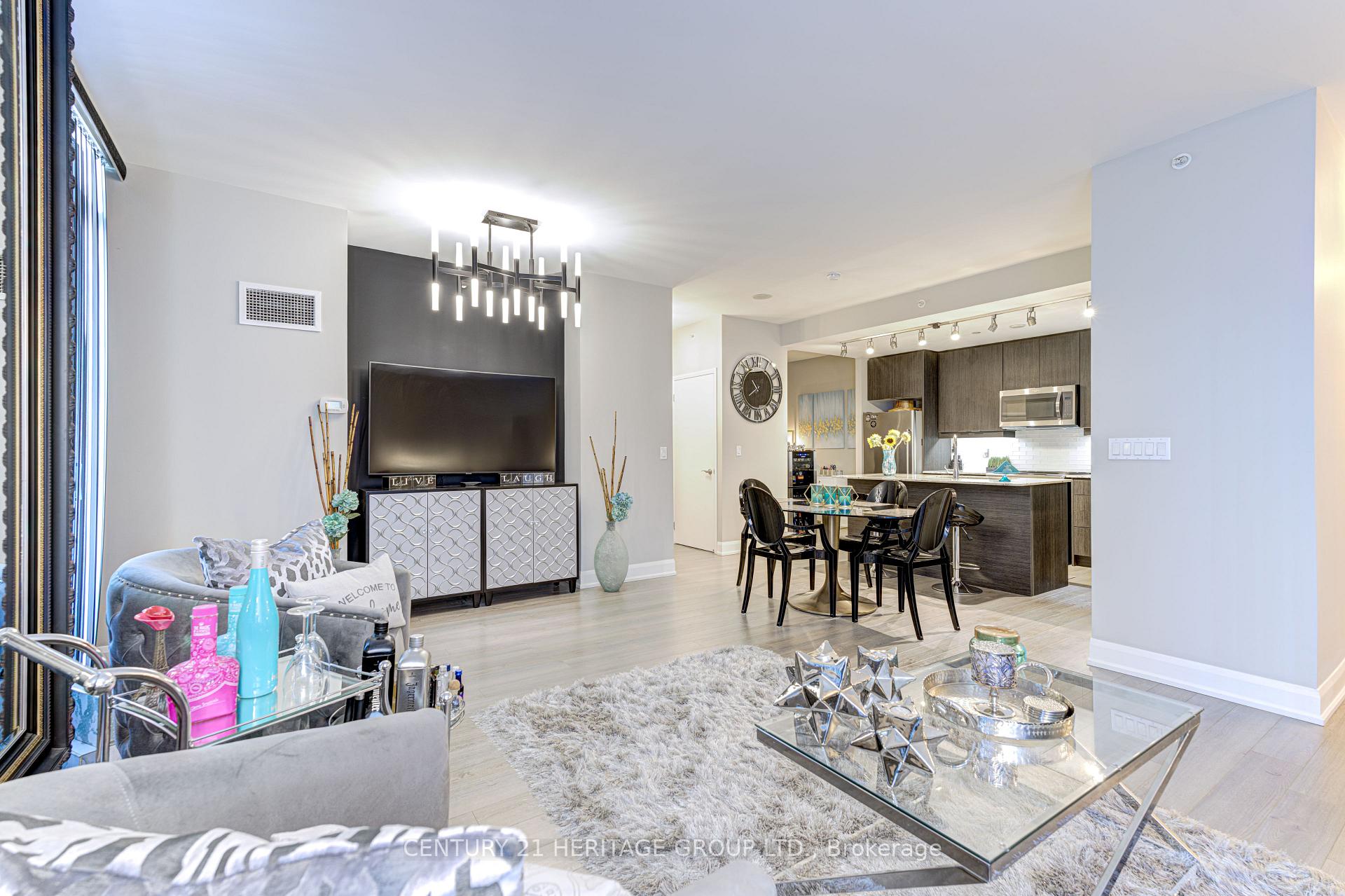 Photo 10 of Unit 313, 2910 Highway 7, Vaughan, Concord — HOMEH
