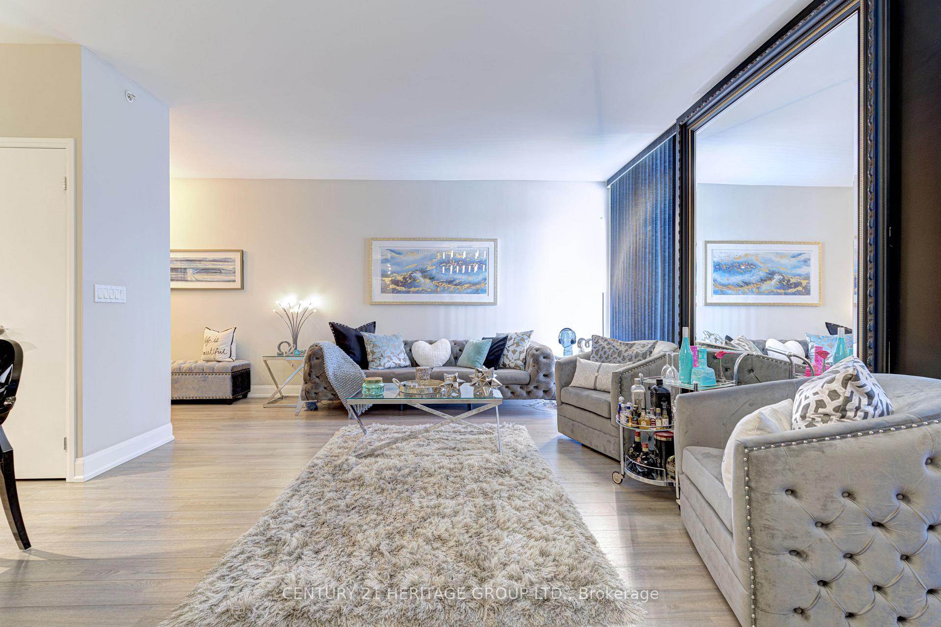 Photo 9 of Unit 313, 2910 Highway 7, Vaughan, Concord — HOMEH