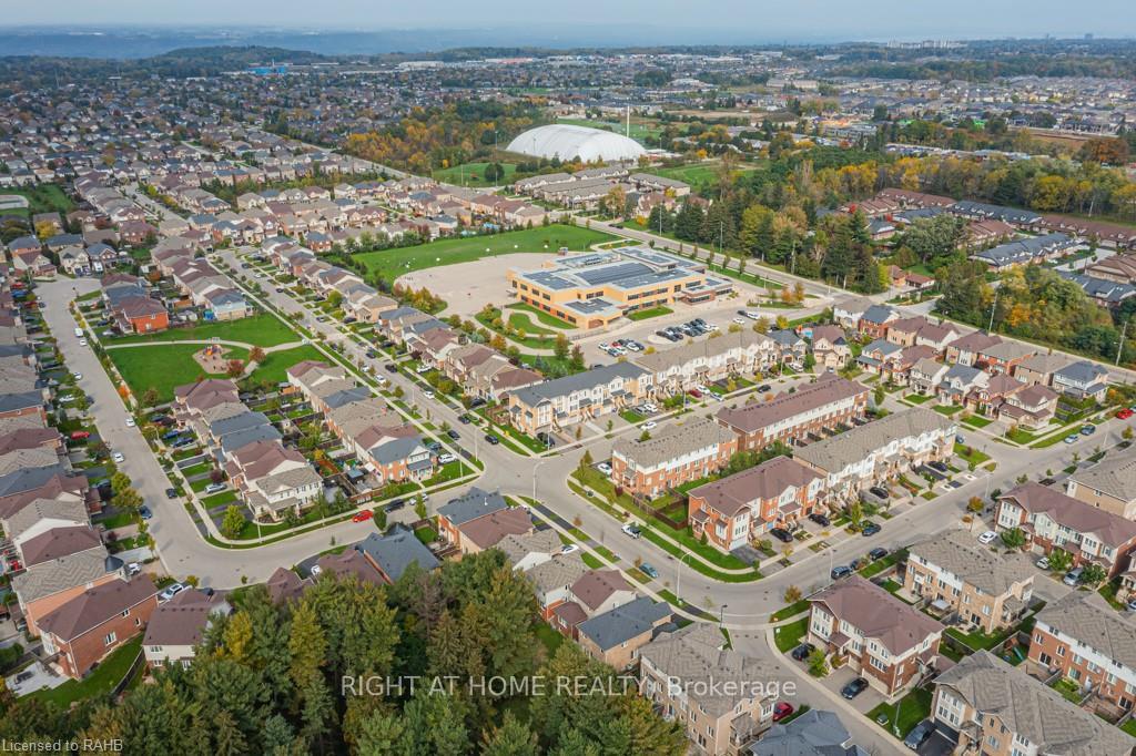 Photo 38 of 40 Ohara Lane, Hamilton, Meadowlands — HOMEH