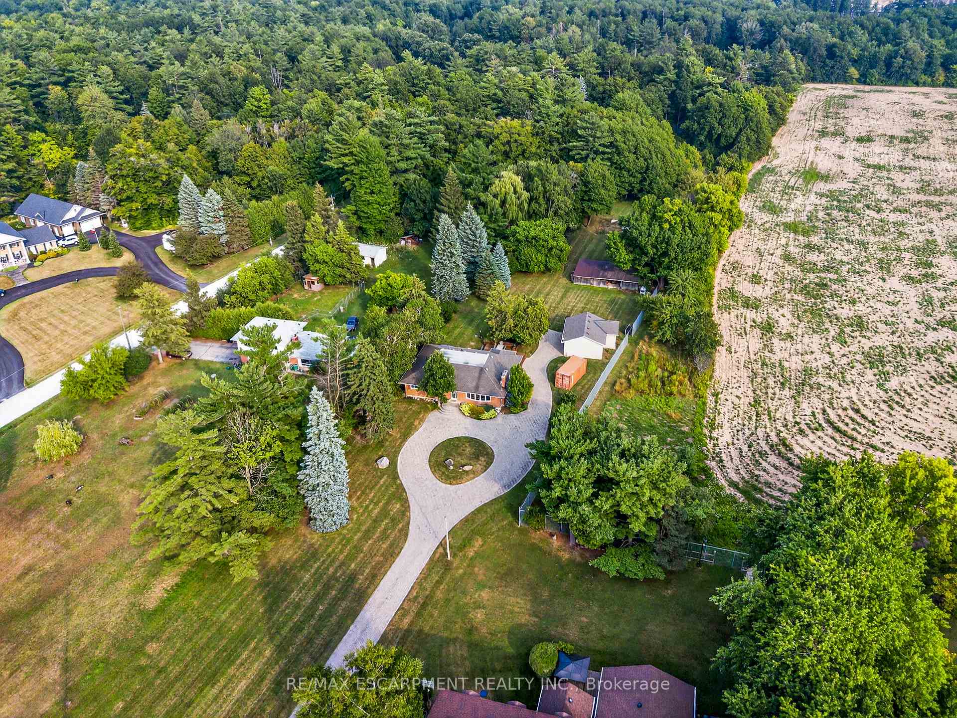 Photo 7 of 9286 5 Side Road, Milton, Milton North — HOMEH