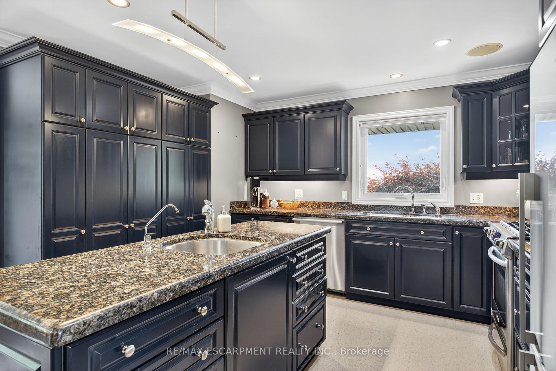 Photo 12 of 9286 5 Side Road, Milton, Milton North — HOMEH