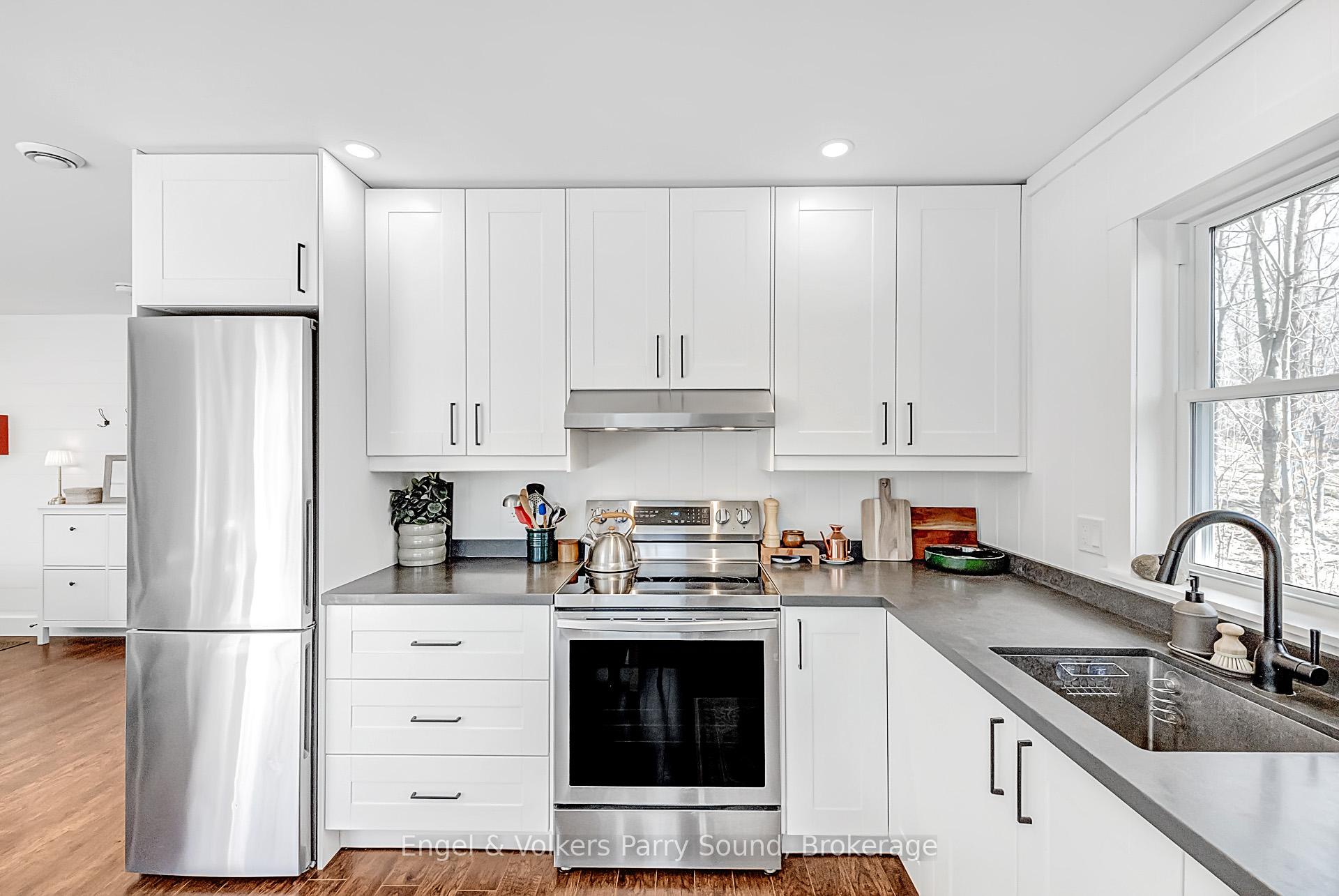 Photo 18 of 107 Pinewood Road, McDougall — HOMEH