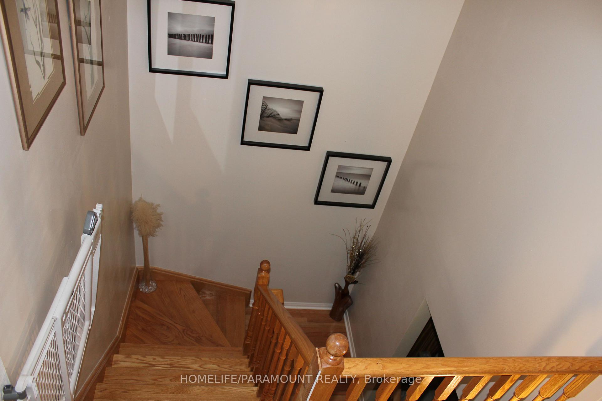 Photo 5 of 26 Commodore Drive, Brampton, Credit Valley — HOMEH