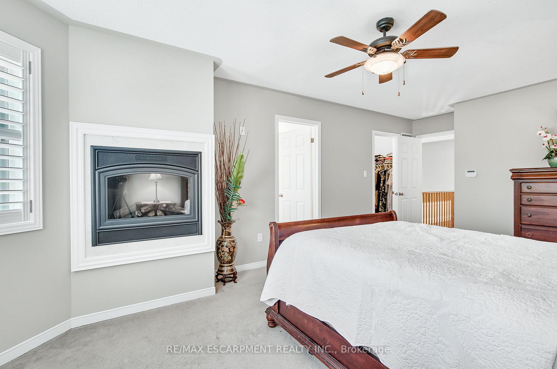 Photo 23 of 71 Cathedral Court, Hamilton, Waterdown — HOMEH