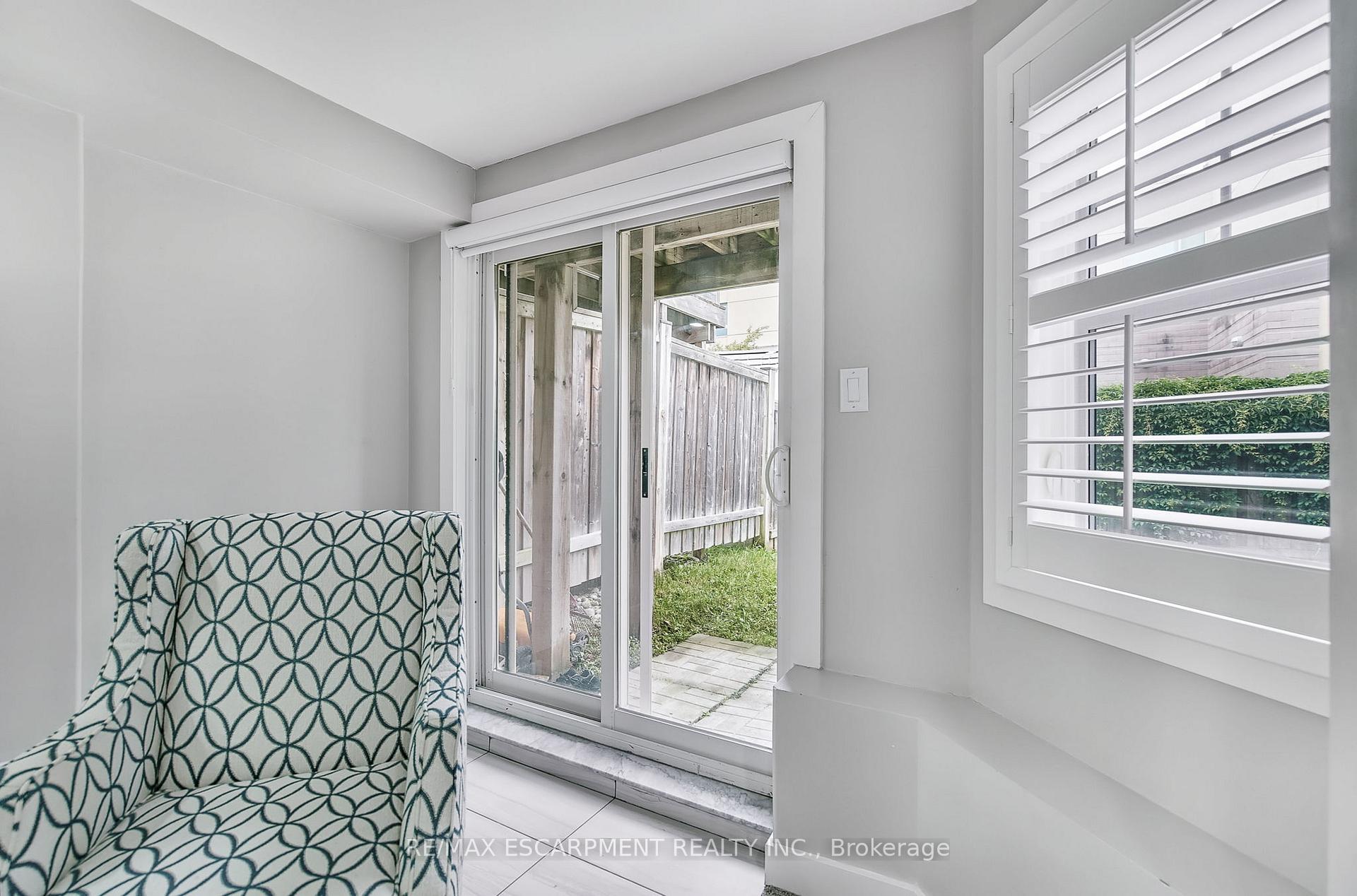 Photo 42 of 71 Cathedral Court, Hamilton, Waterdown — HOMEH