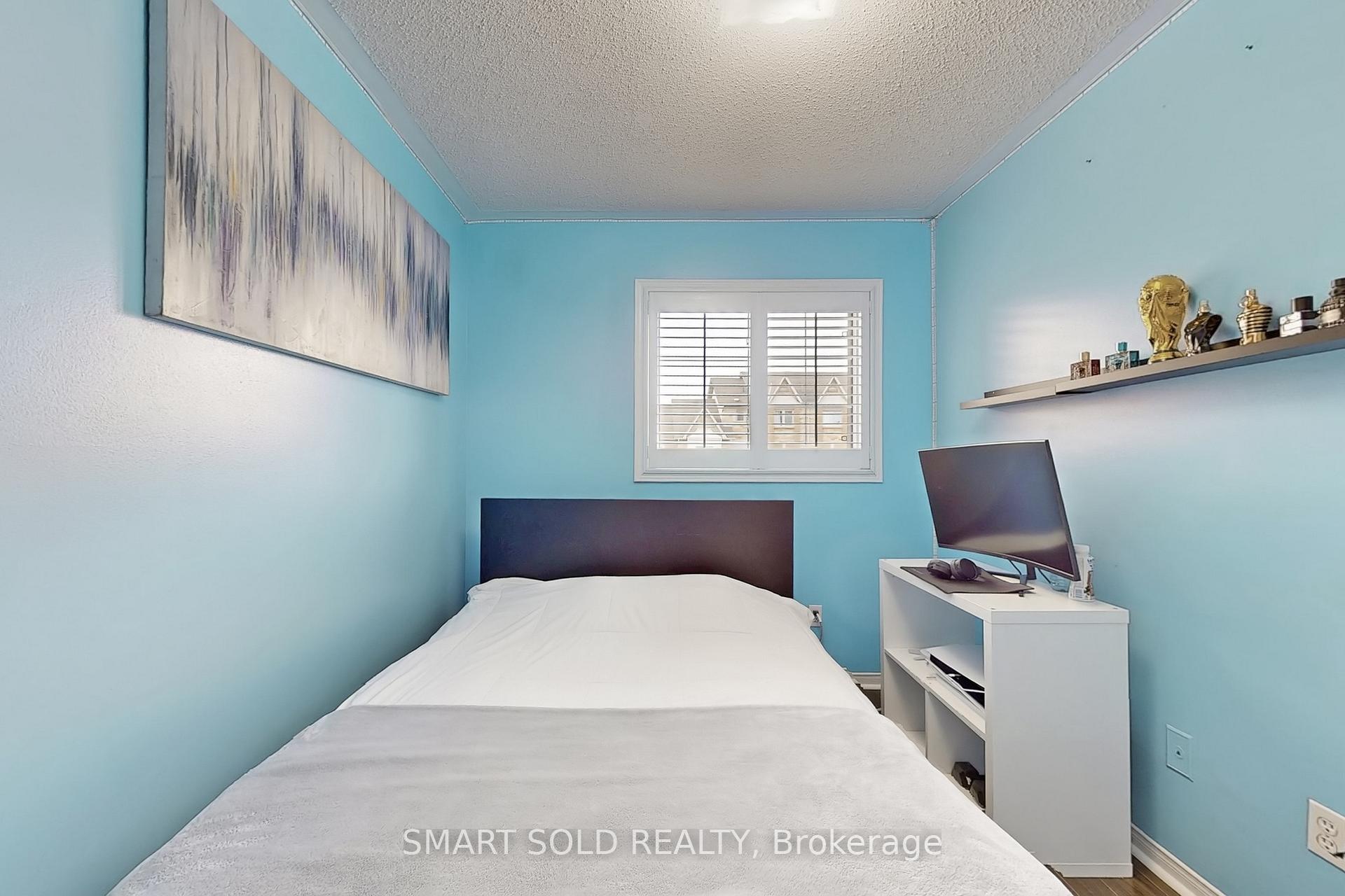 Photo 30 of 210 Kelso Crescent, Vaughan, Maple — HOMEH