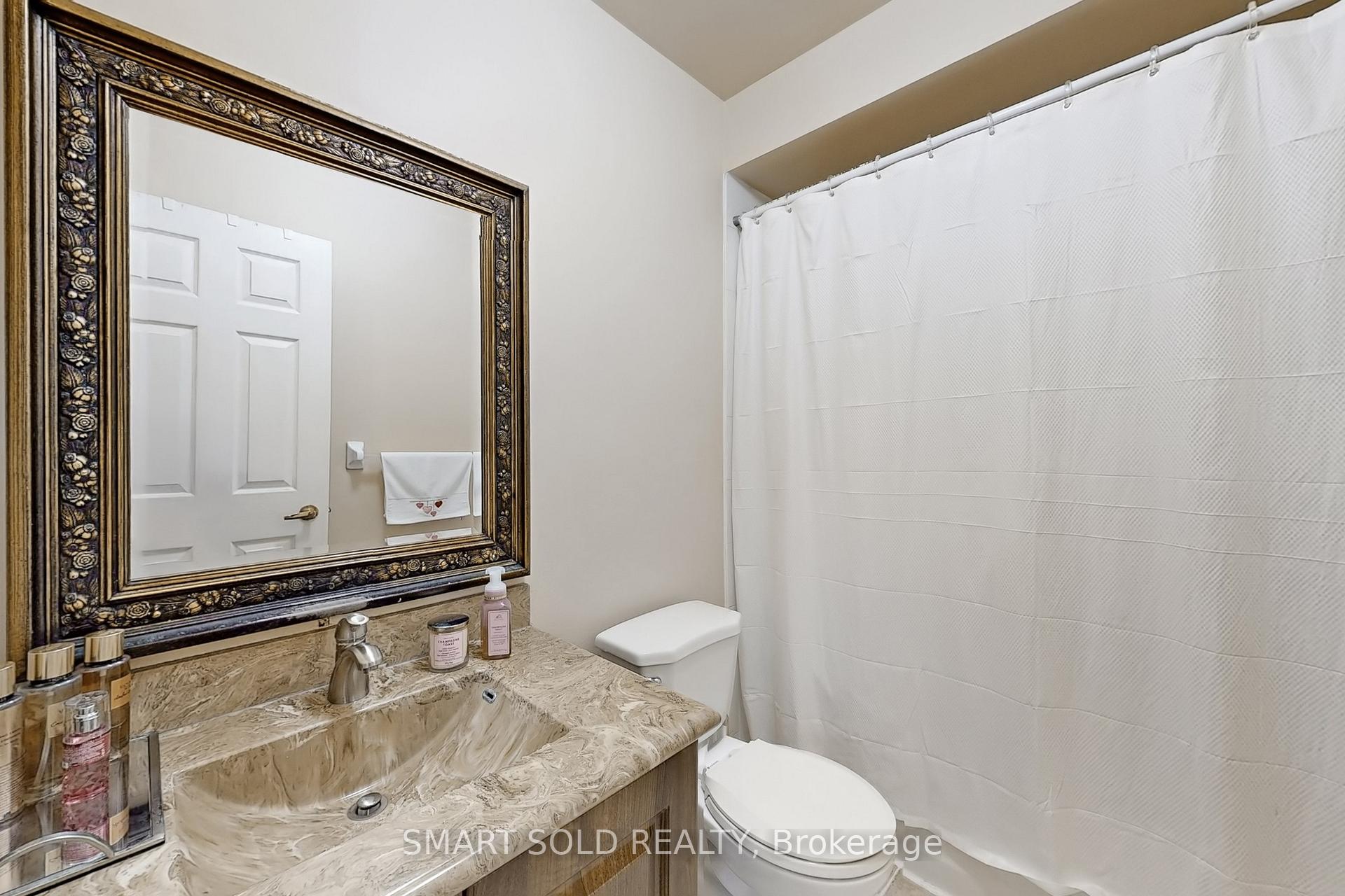 Photo 27 of 210 Kelso Crescent, Vaughan, Maple — HOMEH