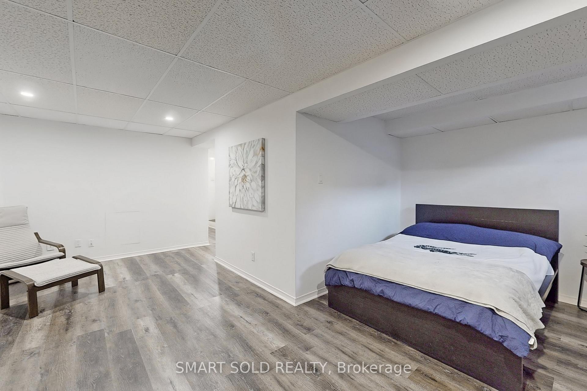 Photo 32 of 210 Kelso Crescent, Vaughan, Maple — HOMEH