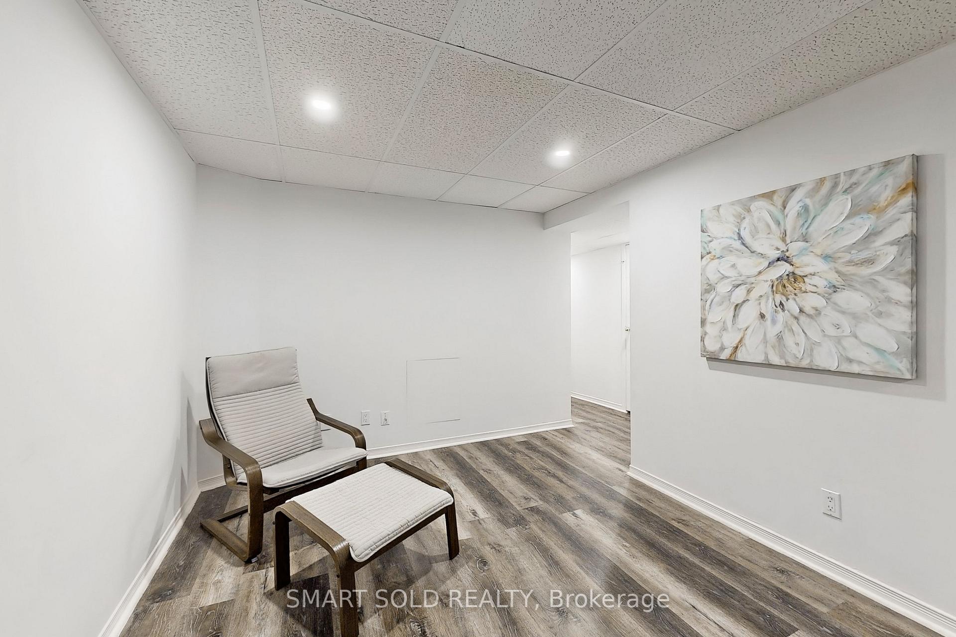Photo 33 of 210 Kelso Crescent, Vaughan, Maple — HOMEH