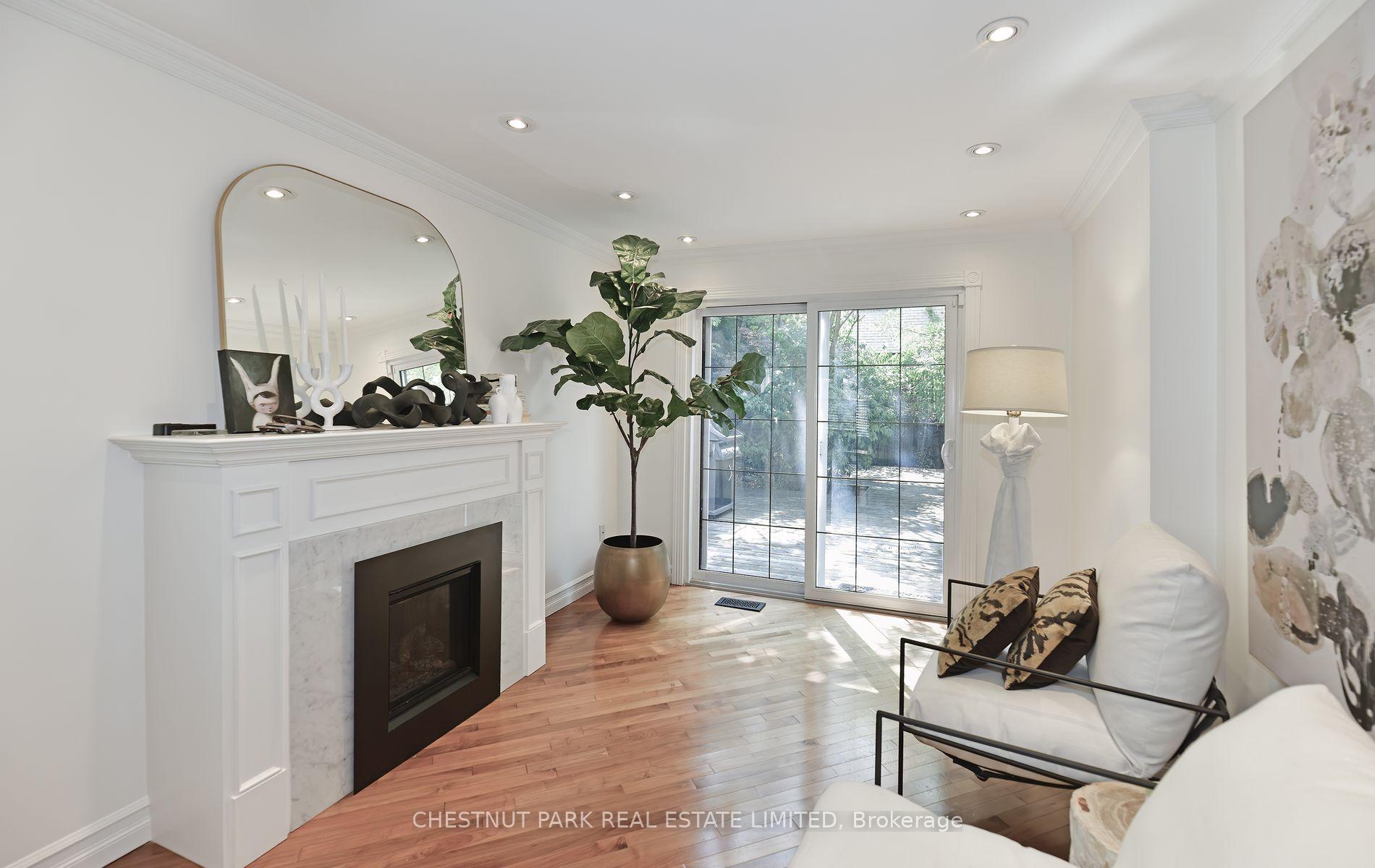 Photo 5 of 31 Birch Avenue, Toronto, Yonge-St. Clair — HOMEH