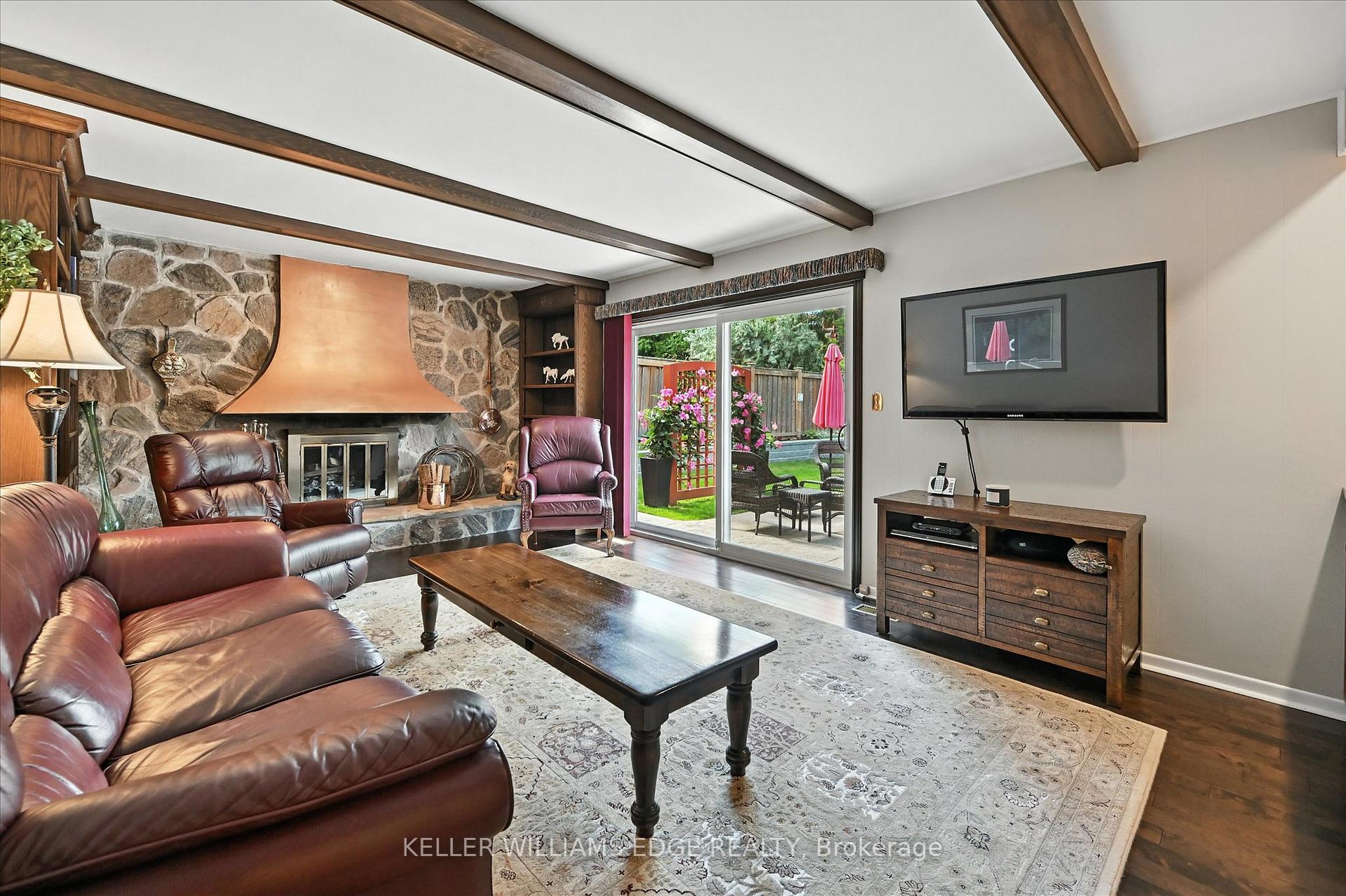 Photo 16 of 2105 Agincourt Crescent, Burlington, Tyandaga — HOMEH
