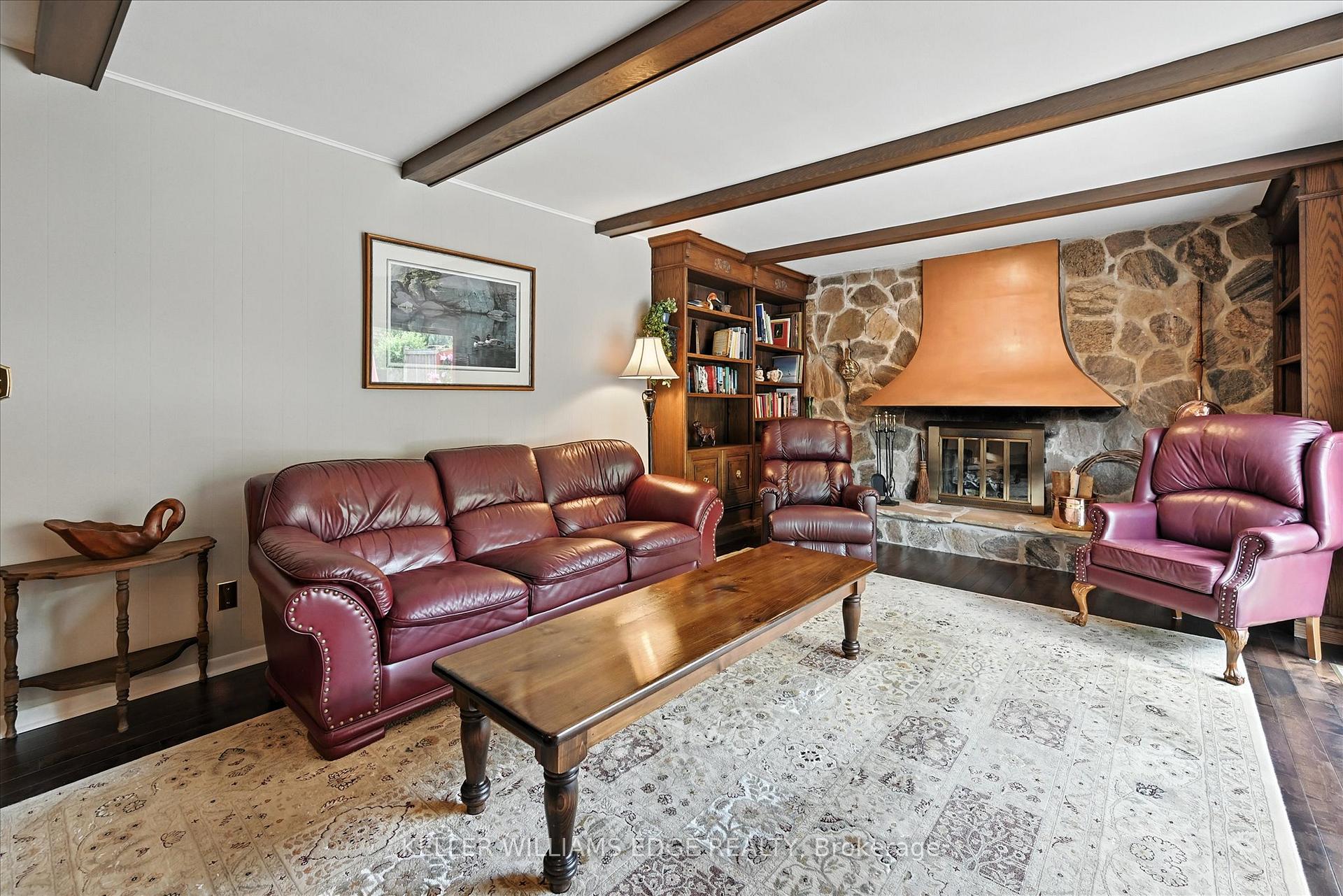 Photo 17 of 2105 Agincourt Crescent, Burlington, Tyandaga — HOMEH