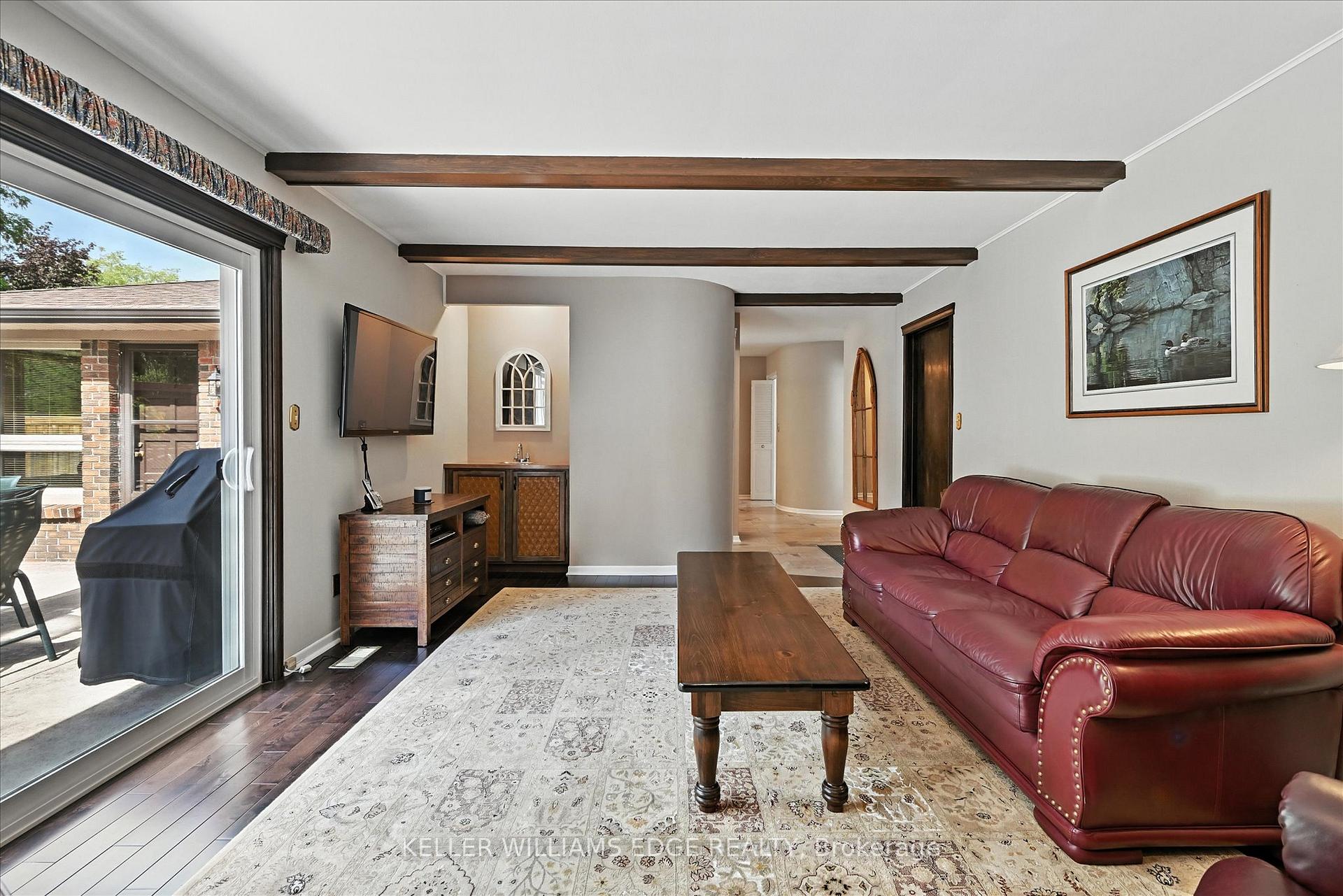 Photo 19 of 2105 Agincourt Crescent, Burlington, Tyandaga — HOMEH