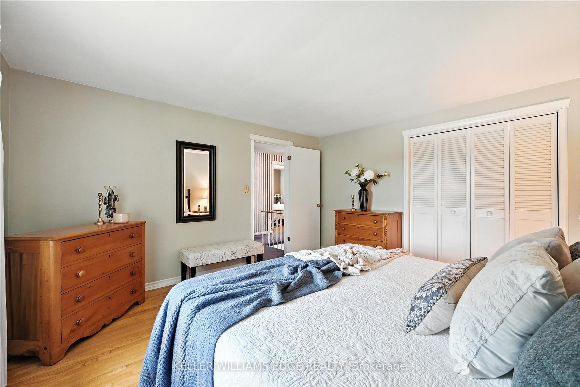 Photo 24 of 2105 Agincourt Crescent, Burlington, Tyandaga — HOMEH