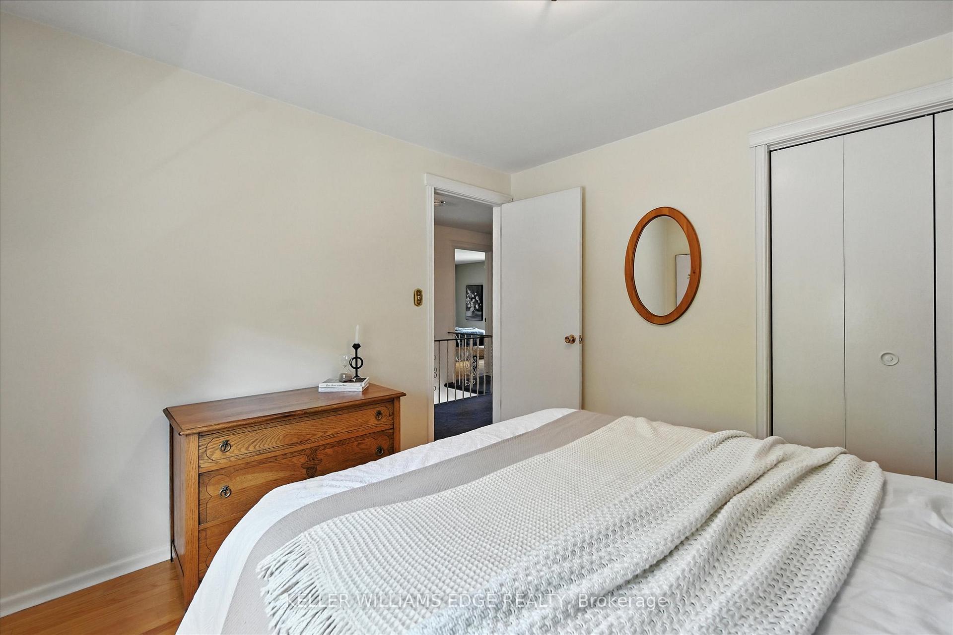 Photo 28 of 2105 Agincourt Crescent, Burlington, Tyandaga — HOMEH
