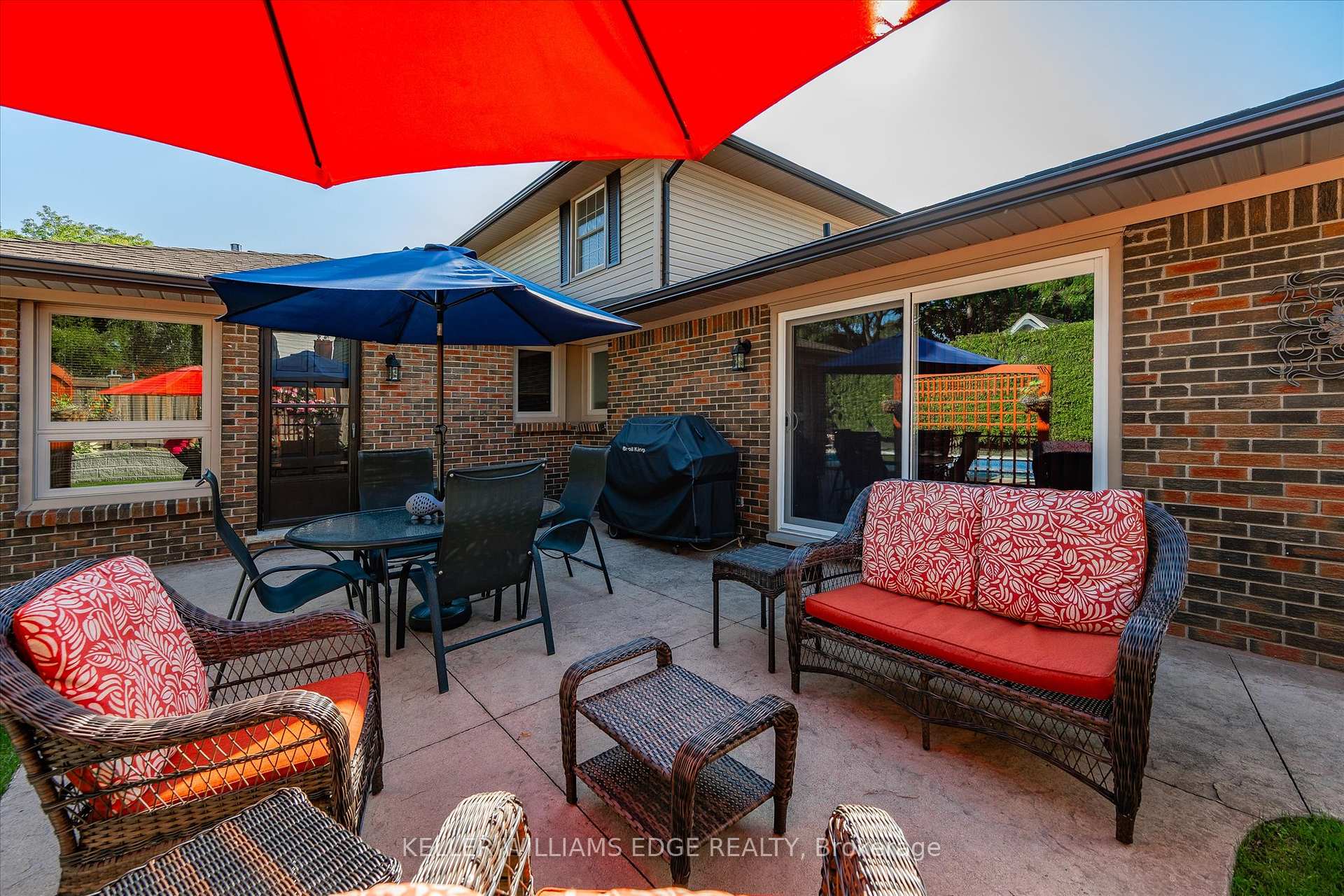 Photo 38 of 2105 Agincourt Crescent, Burlington, Tyandaga — HOMEH