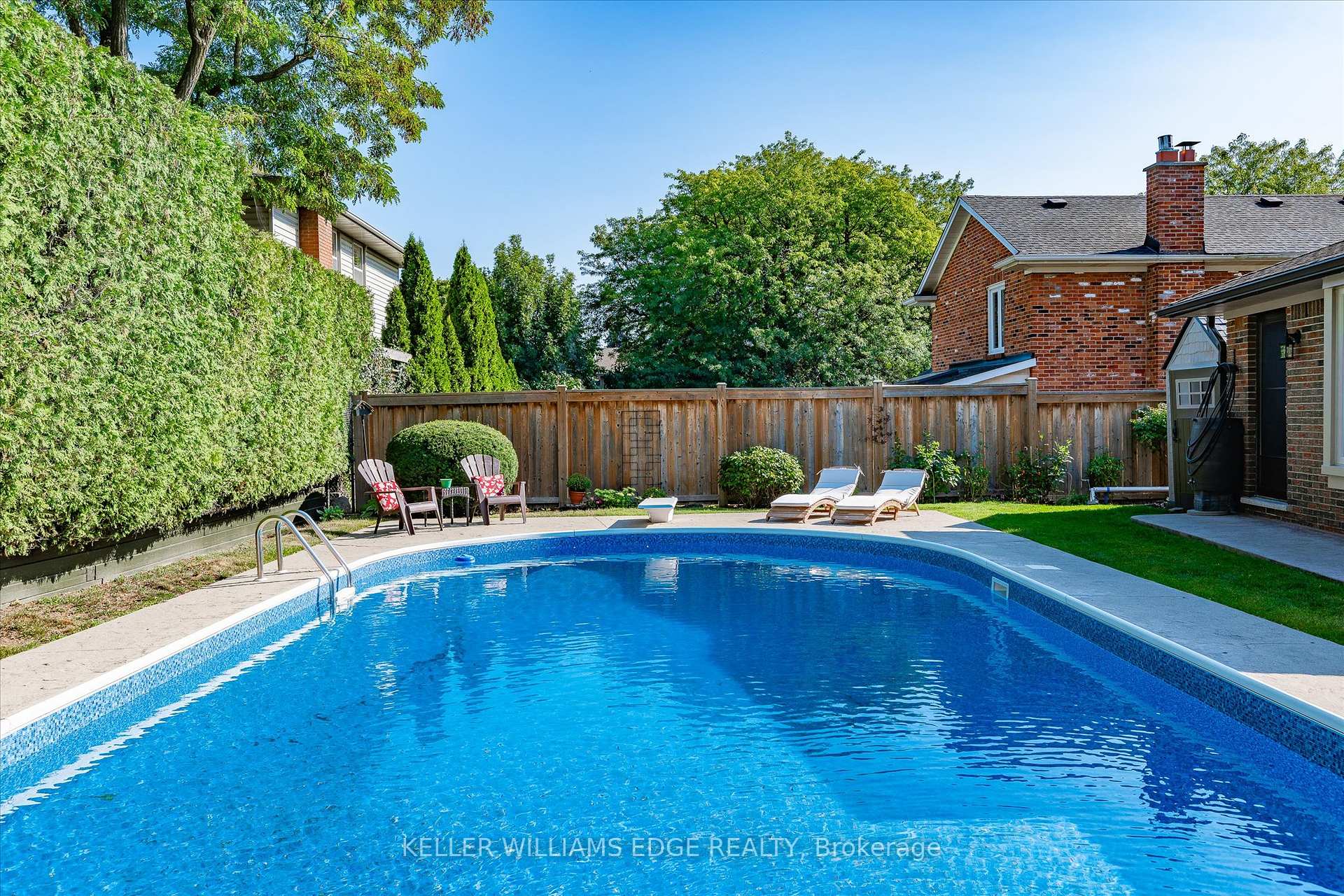 Photo 43 of 2105 Agincourt Crescent, Burlington, Tyandaga — HOMEH